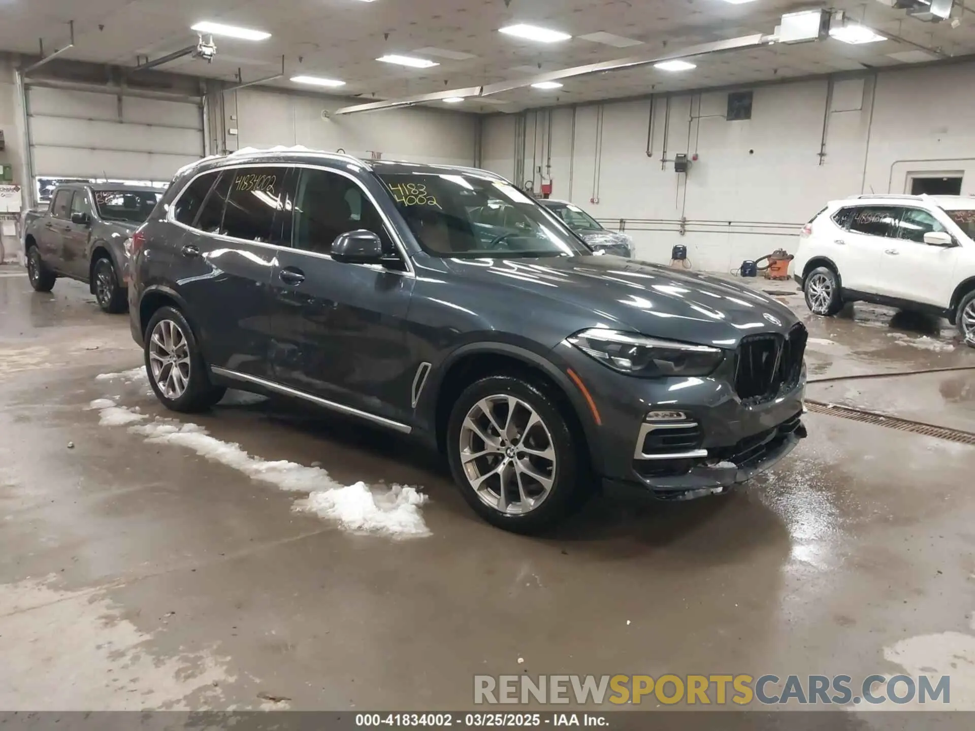 1 Photograph of a damaged car 5UXCR6C54KLL36067 BMW X5 2019