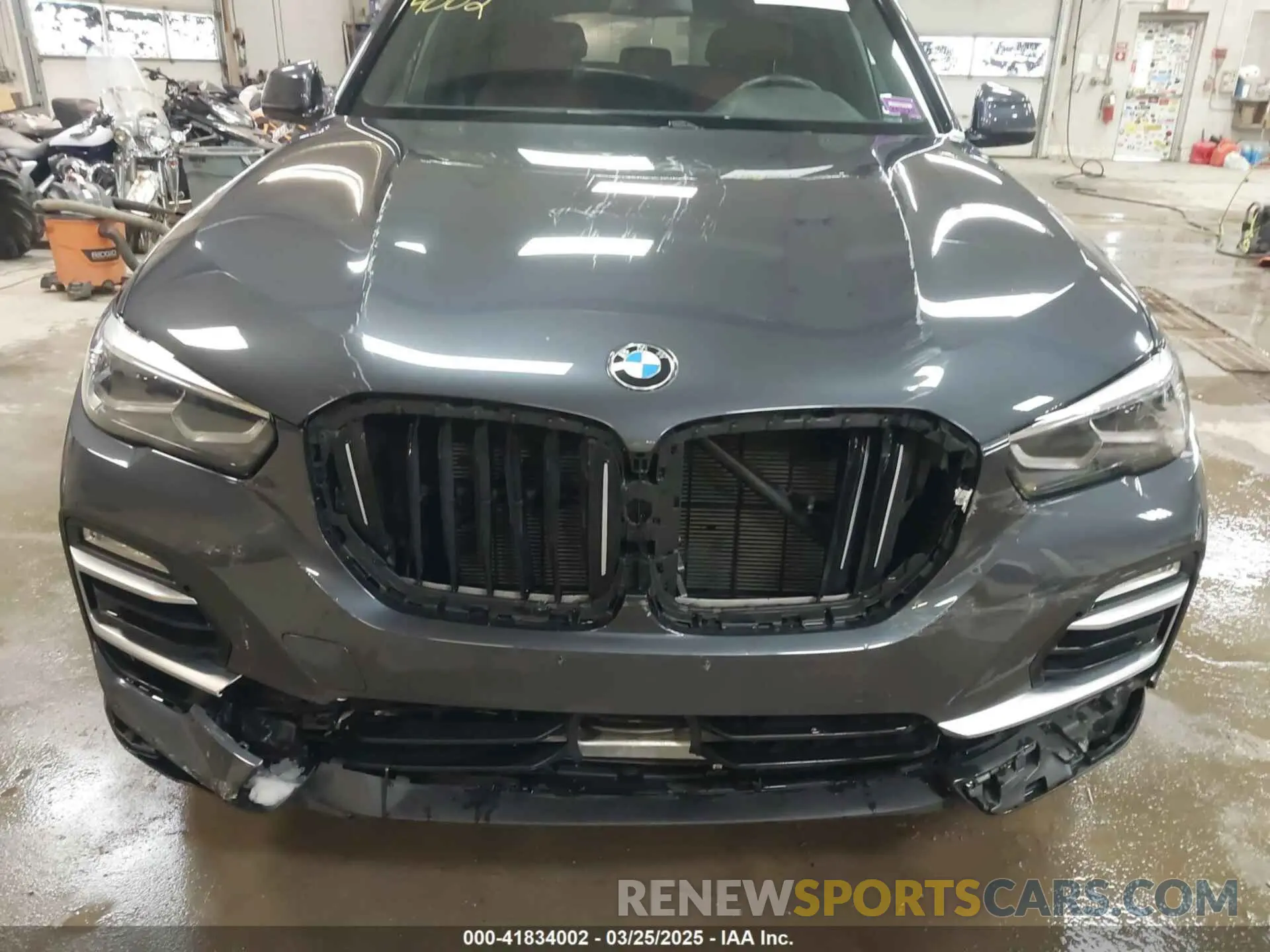 6 Photograph of a damaged car 5UXCR6C54KLL36067 BMW X5 2019