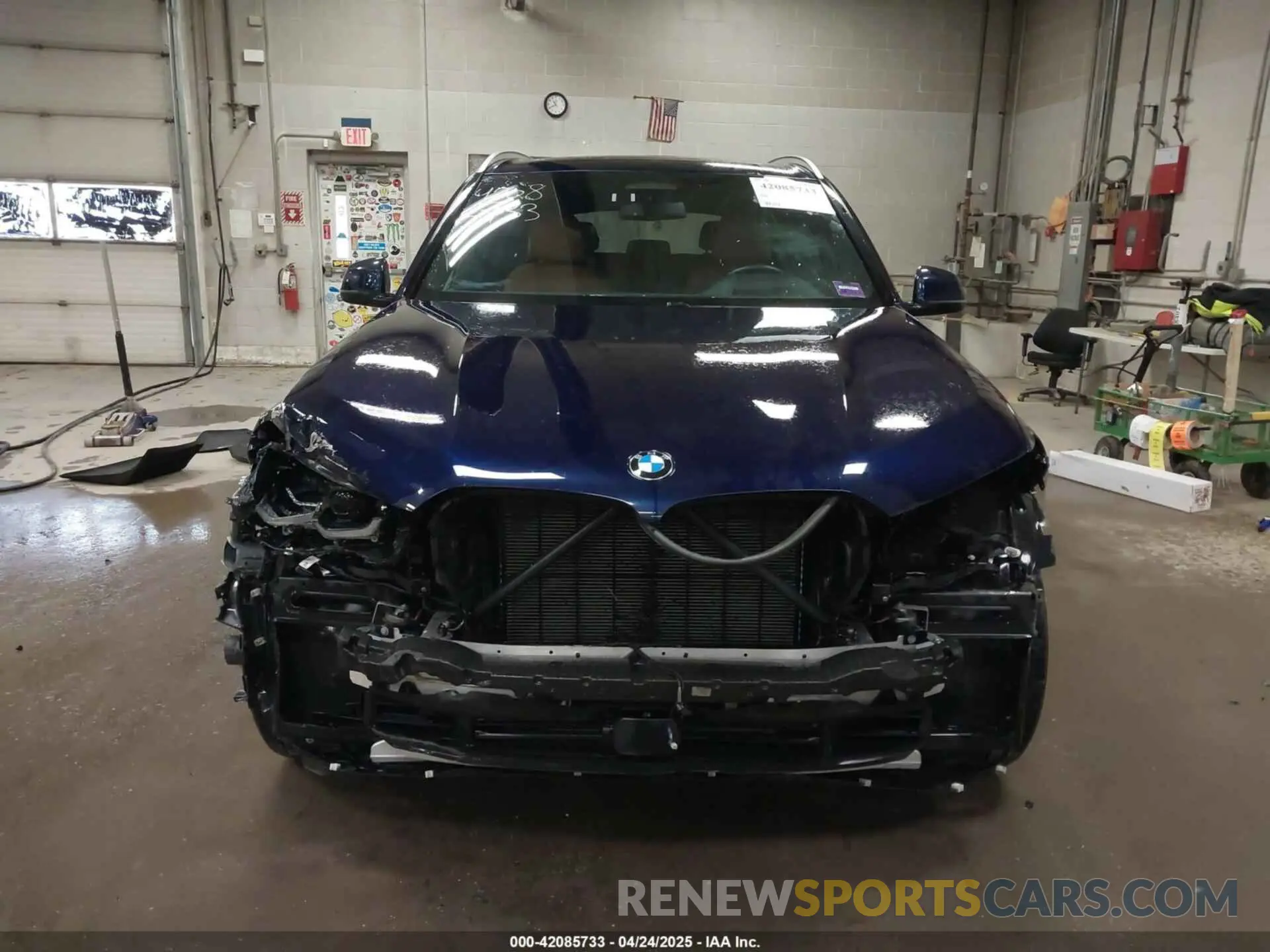 13 Photograph of a damaged car 5UXCR6C54KLL37672 BMW X5 2019