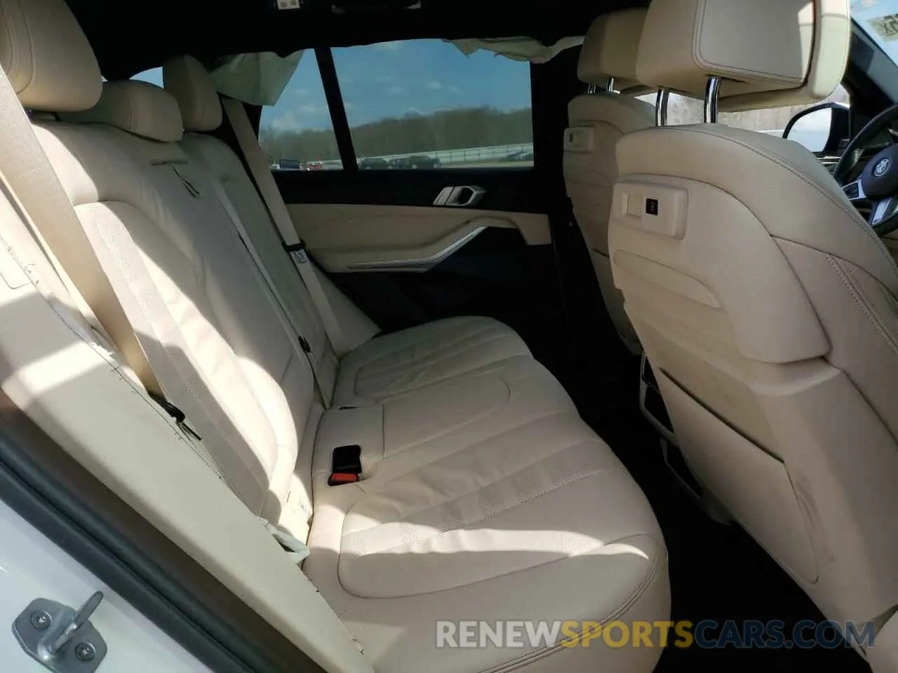11 Фотография поврежденного автомобиля 5UXCR6C55KLL07029 BMW X5 2019