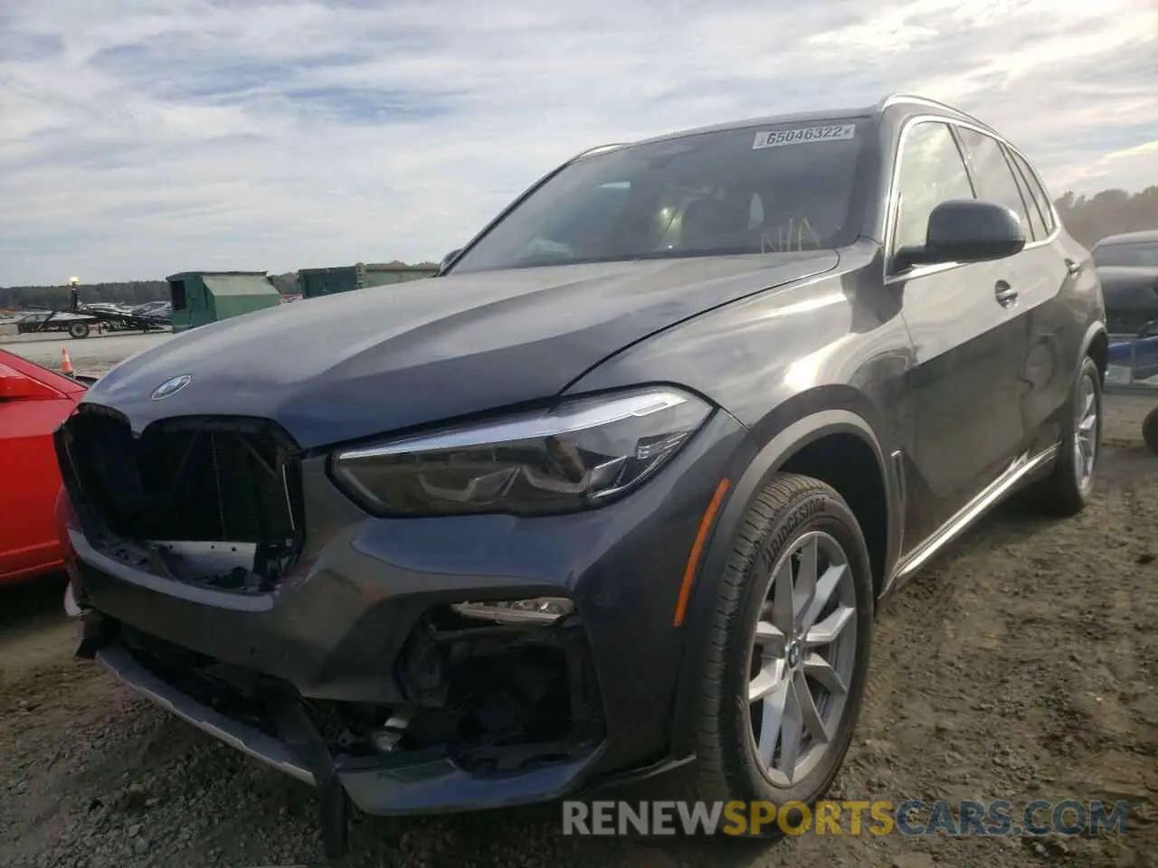 2 Фотография поврежденного автомобиля 5UXCR6C55KLL51712 BMW X5 2019