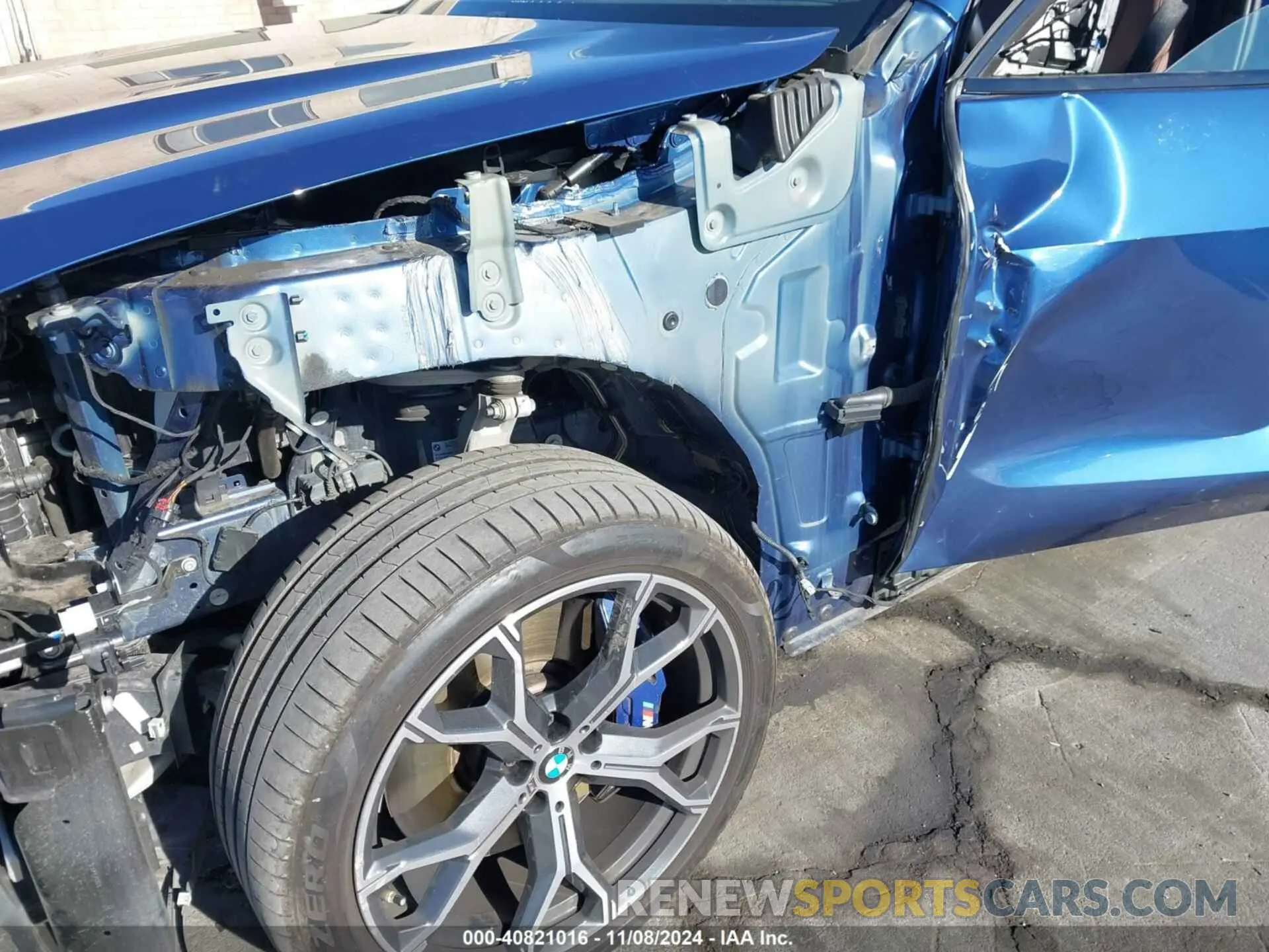 6 Photograph of a damaged car 5UXCR6C55KLL52360 BMW X5 2019