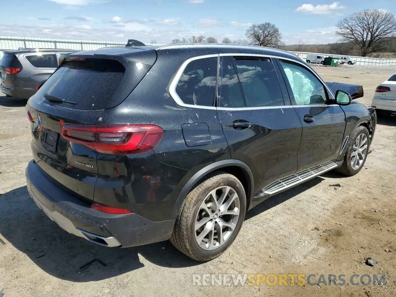 3 Photograph of a damaged car 5UXCR6C57KLL00647 BMW X5 2019