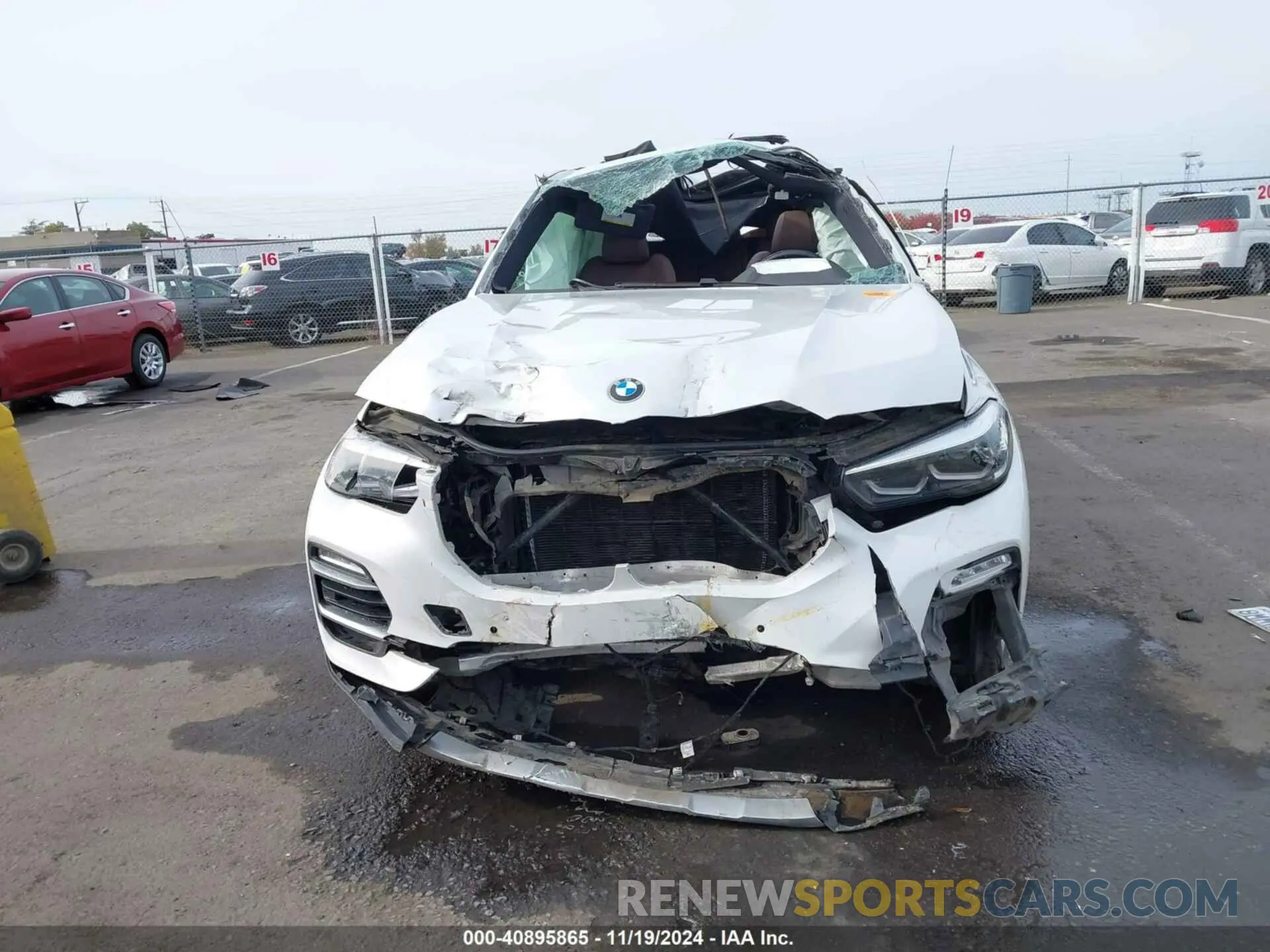 11 Photograph of a damaged car 5UXCR6C57KLL25550 BMW X5 2019