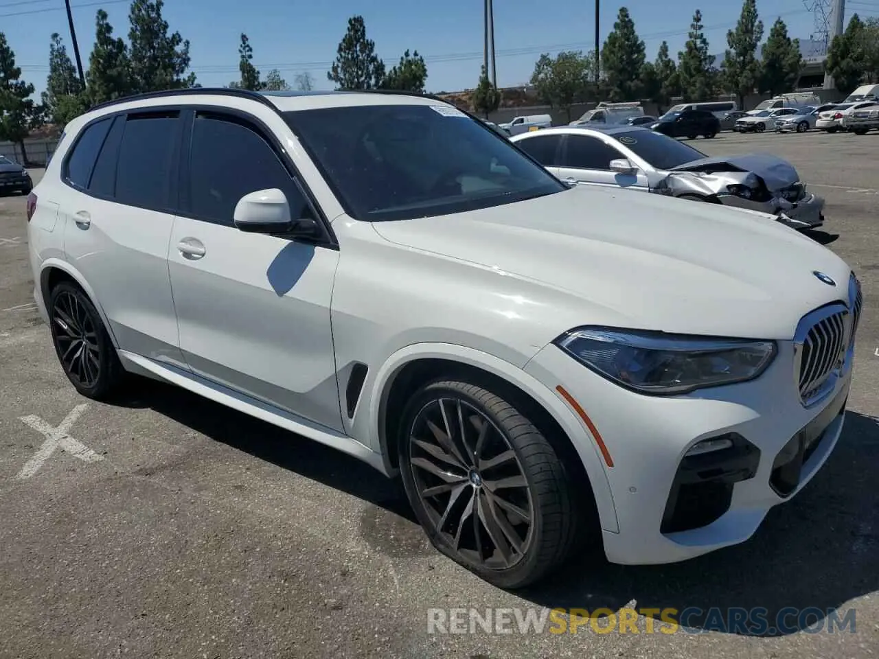 4 Photograph of a damaged car 5UXCR6C58KLK88380 BMW X5 2019