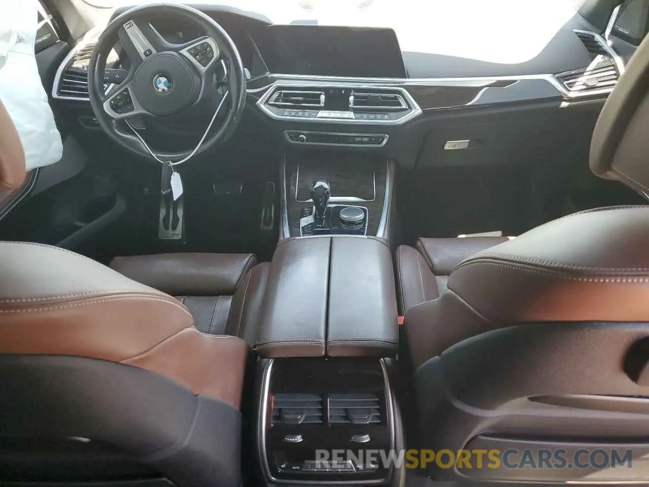 8 Photograph of a damaged car 5UXCR6C58KLK88380 BMW X5 2019