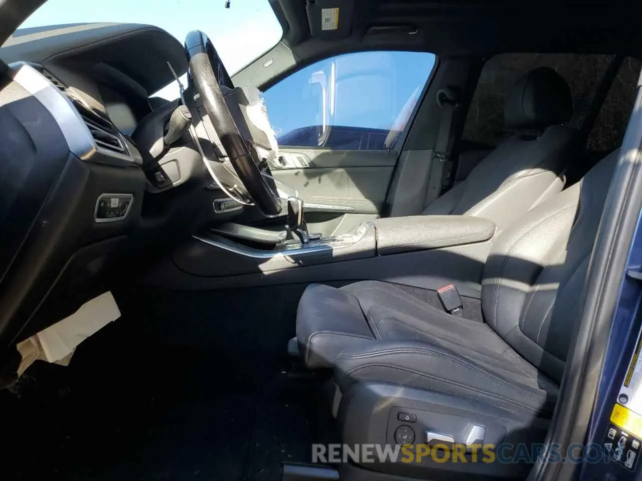 7 Photograph of a damaged car 5UXCR6C58KLL14914 BMW X5 2019