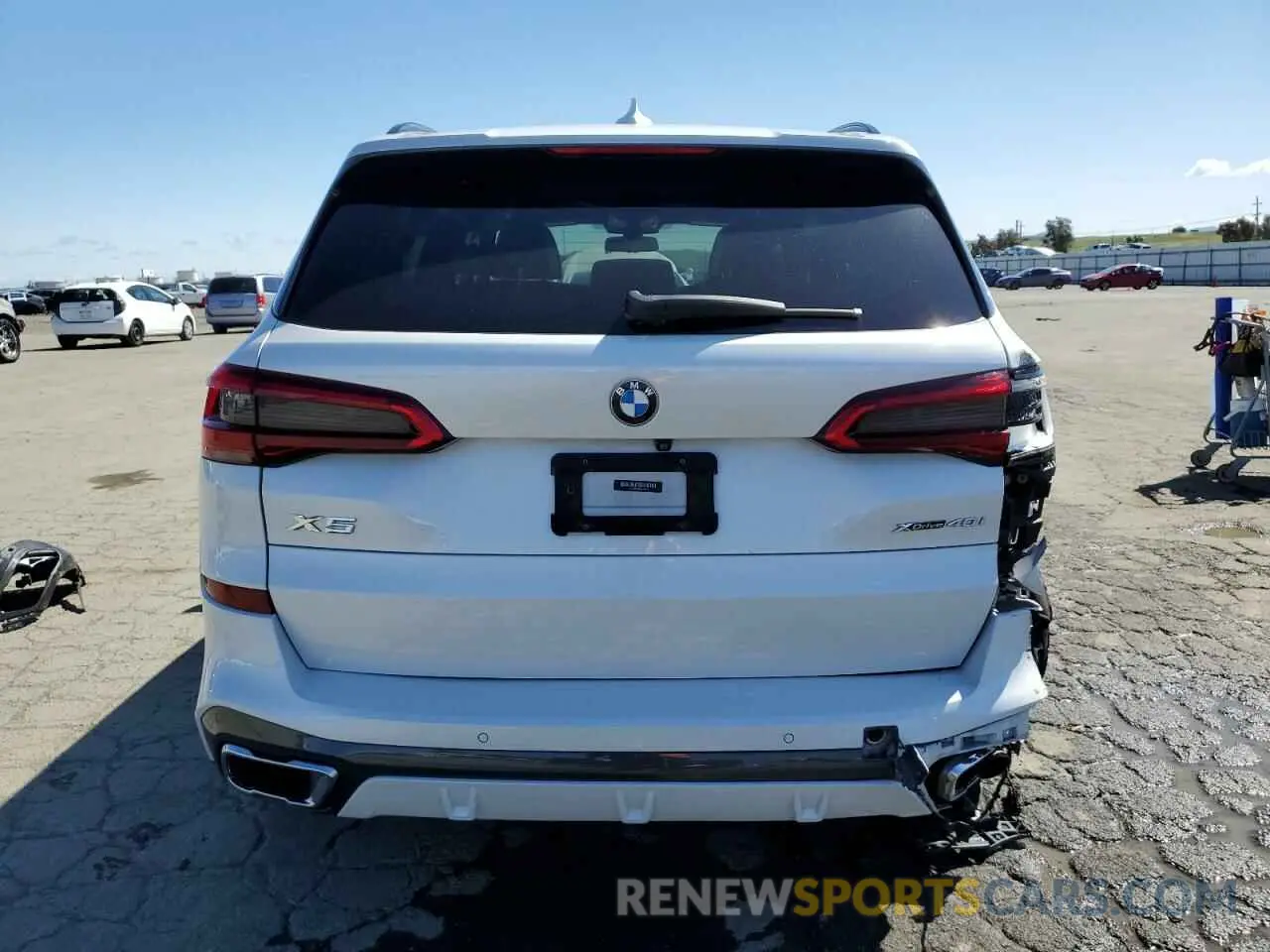 6 Photograph of a damaged car 5UXCR6C58KLL23418 BMW X5 2019