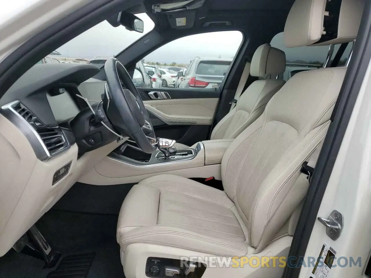 7 Photograph of a damaged car 5UXCR6C58KLL31163 BMW X5 2019