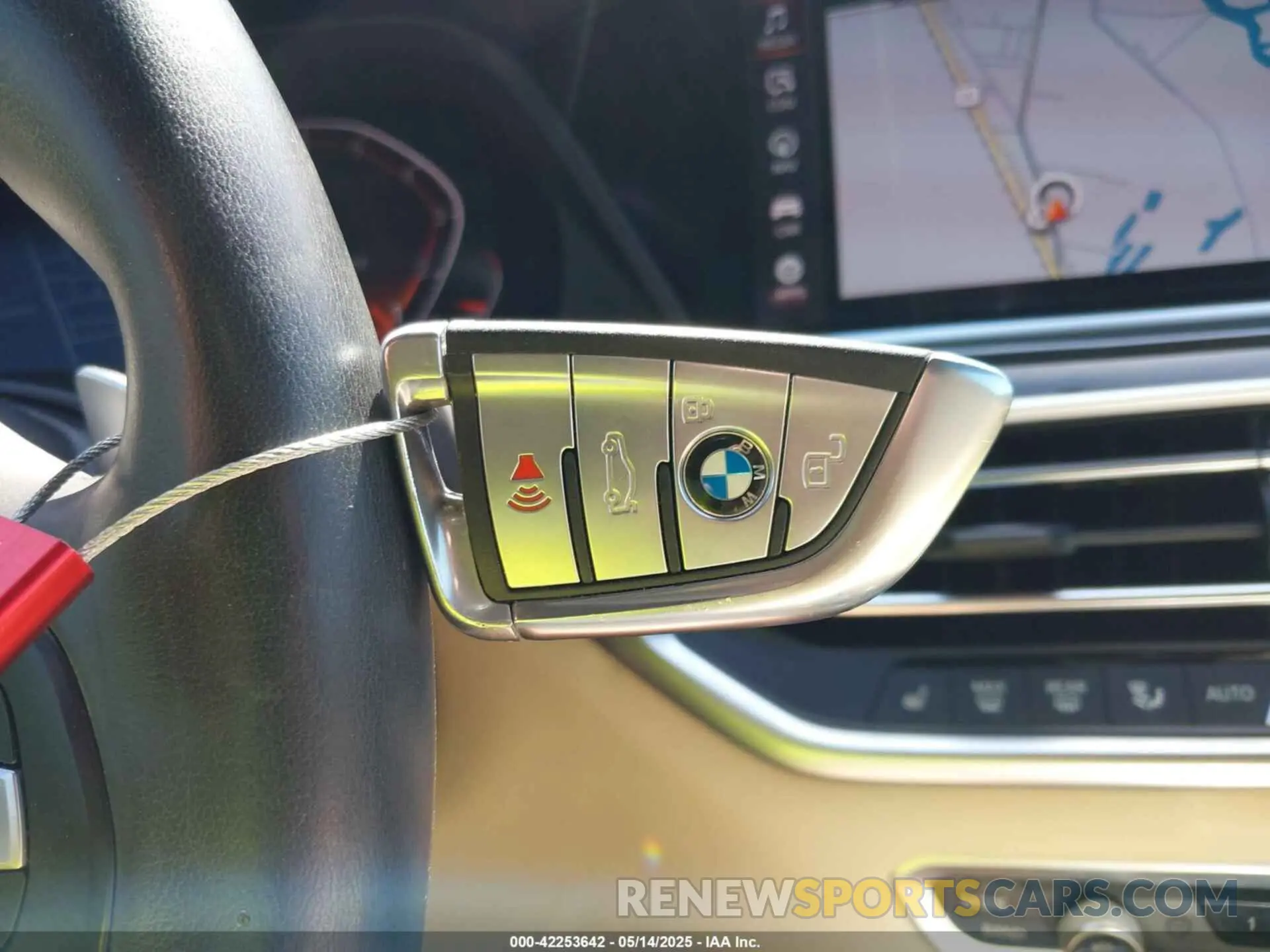 11 Photograph of a damaged car 5UXCR6C58KLL60811 BMW X5 2019
