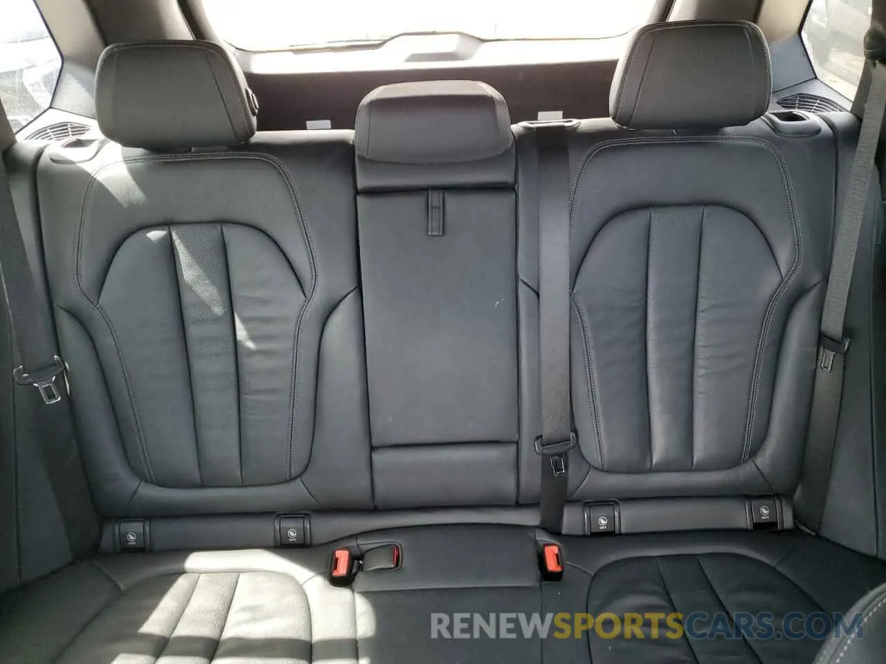 10 Фотография поврежденного автомобиля 5UXCR6C58KLL61618 BMW X5 2019