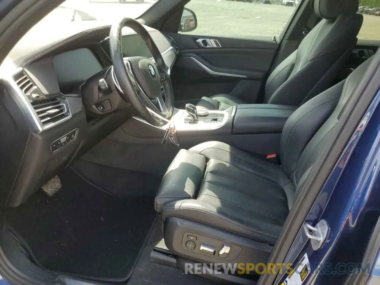 7 Photograph of a damaged car 5UXCR6C5XKLL03851 BMW X5 2019