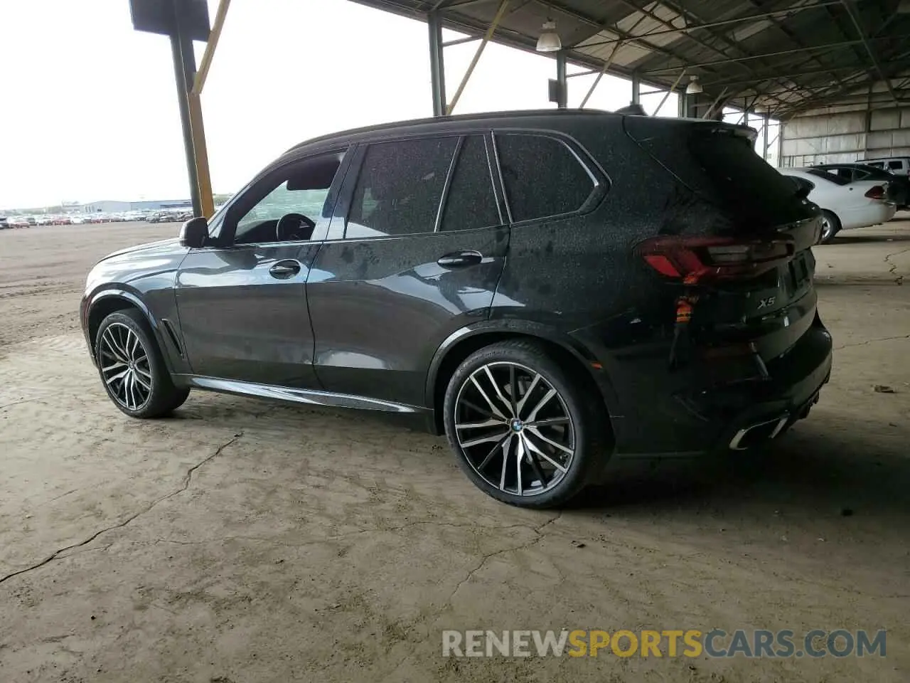 2 Photograph of a damaged car 5UXJU2C53KLN64107 BMW X5 2019