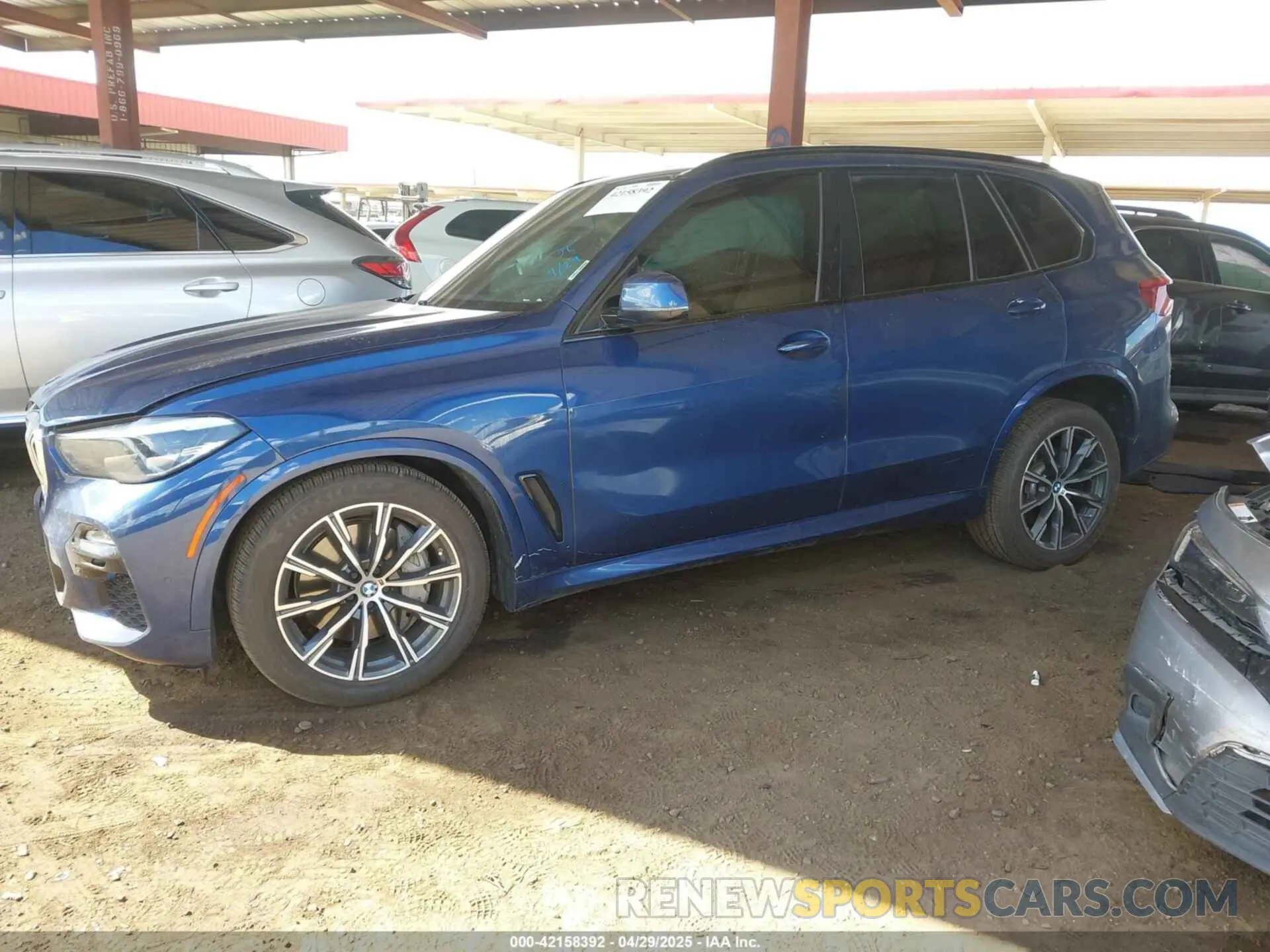 2 Фотография поврежденного автомобиля 5UXJU2C54KLN65119 BMW X5 2019