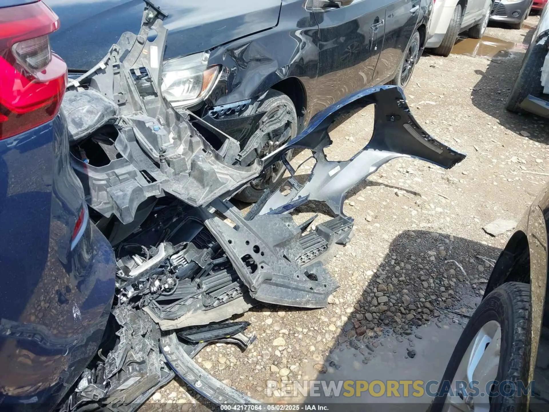 12 Photograph of a damaged car 5UXJU2C55KLN64657 BMW X5 2019