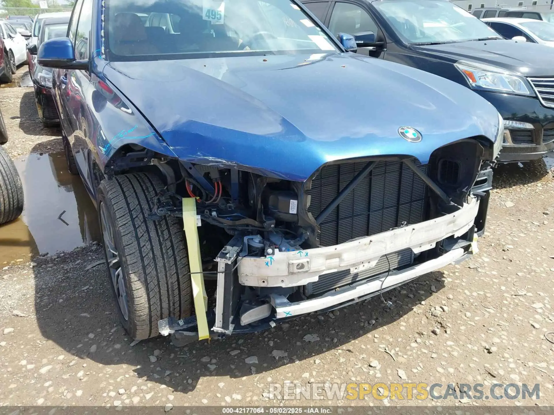 6 Photograph of a damaged car 5UXJU2C55KLN64657 BMW X5 2019