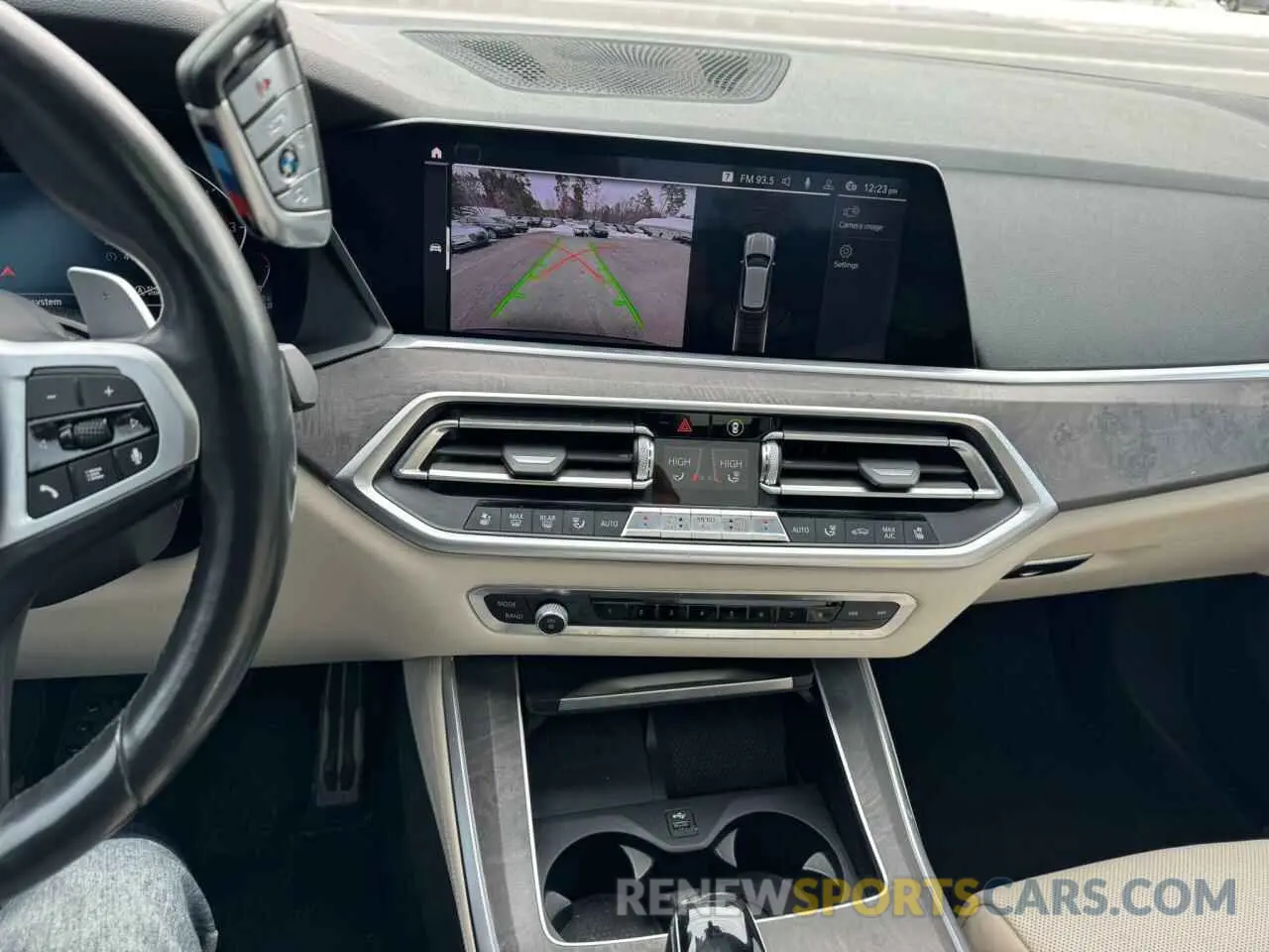9 Photograph of a damaged car 5UXJU2C59KLN66119 BMW X5 2019