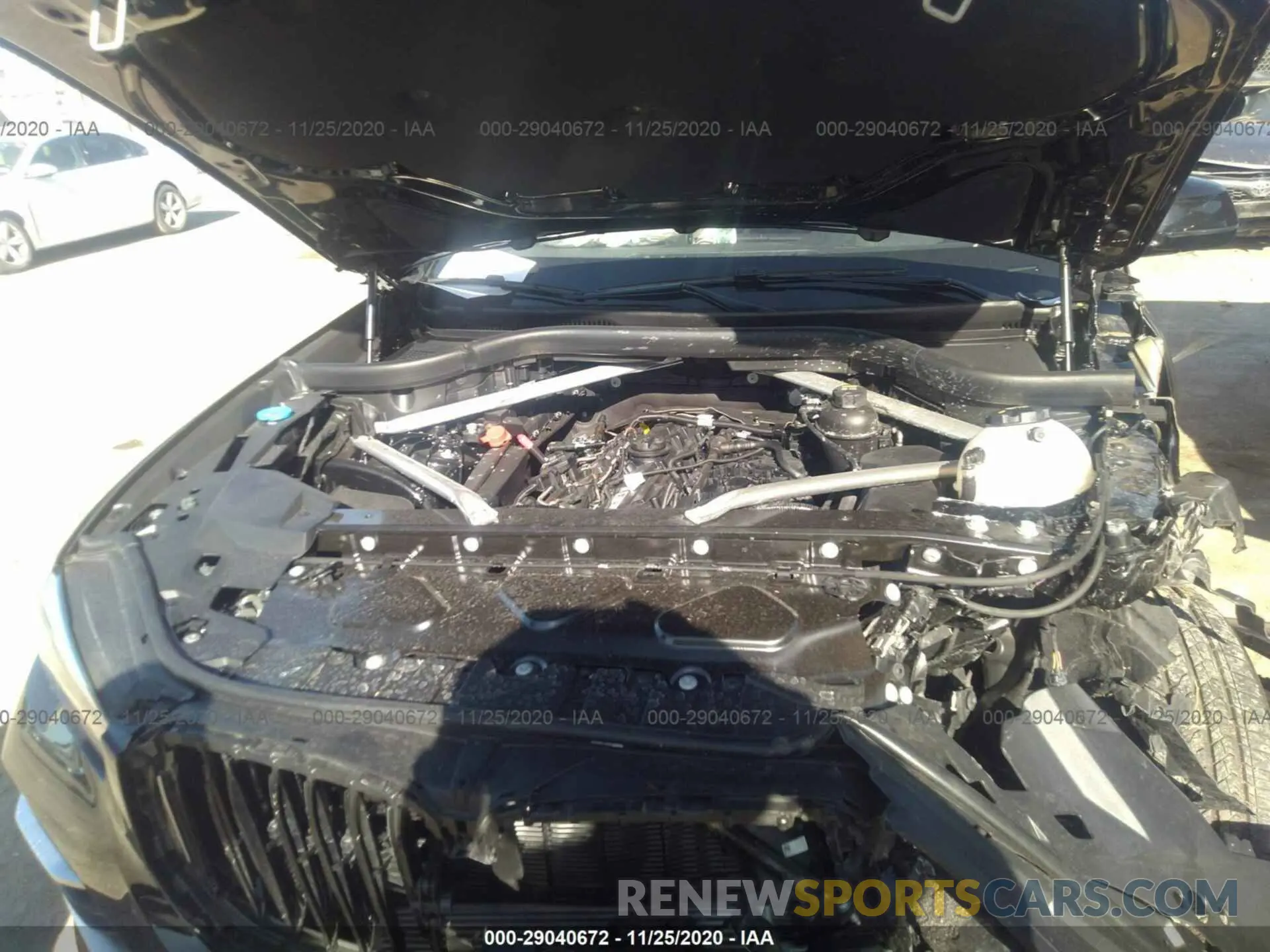 10 Photograph of a damaged car 5UXCR4C01L9C60026 BMW X5 2020