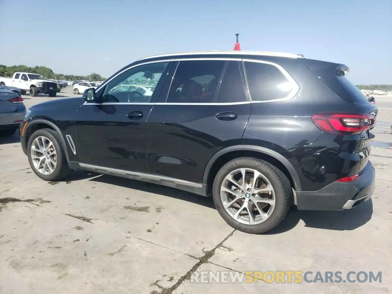 2 Фотография поврежденного автомобиля 5UXCR4C01L9C83645 BMW X5 2020