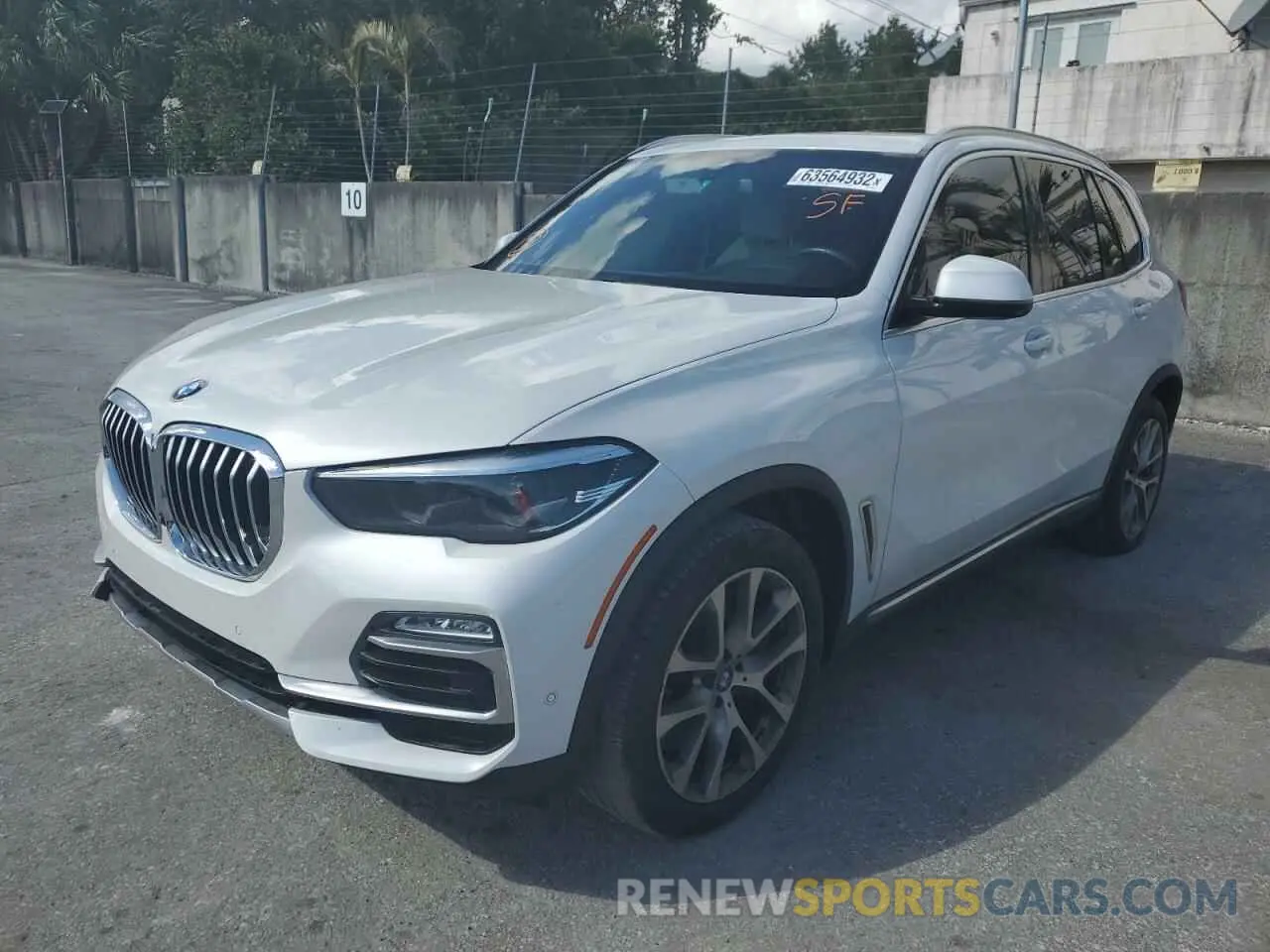 2 Фотография поврежденного автомобиля 5UXCR4C01LLT18460 BMW X5 2020