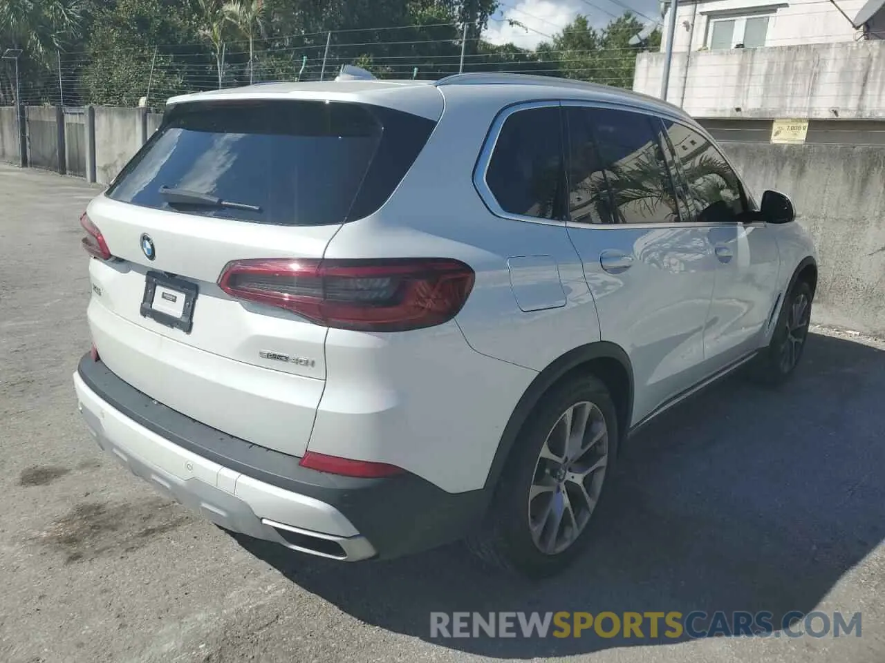 4 Фотография поврежденного автомобиля 5UXCR4C01LLT18460 BMW X5 2020