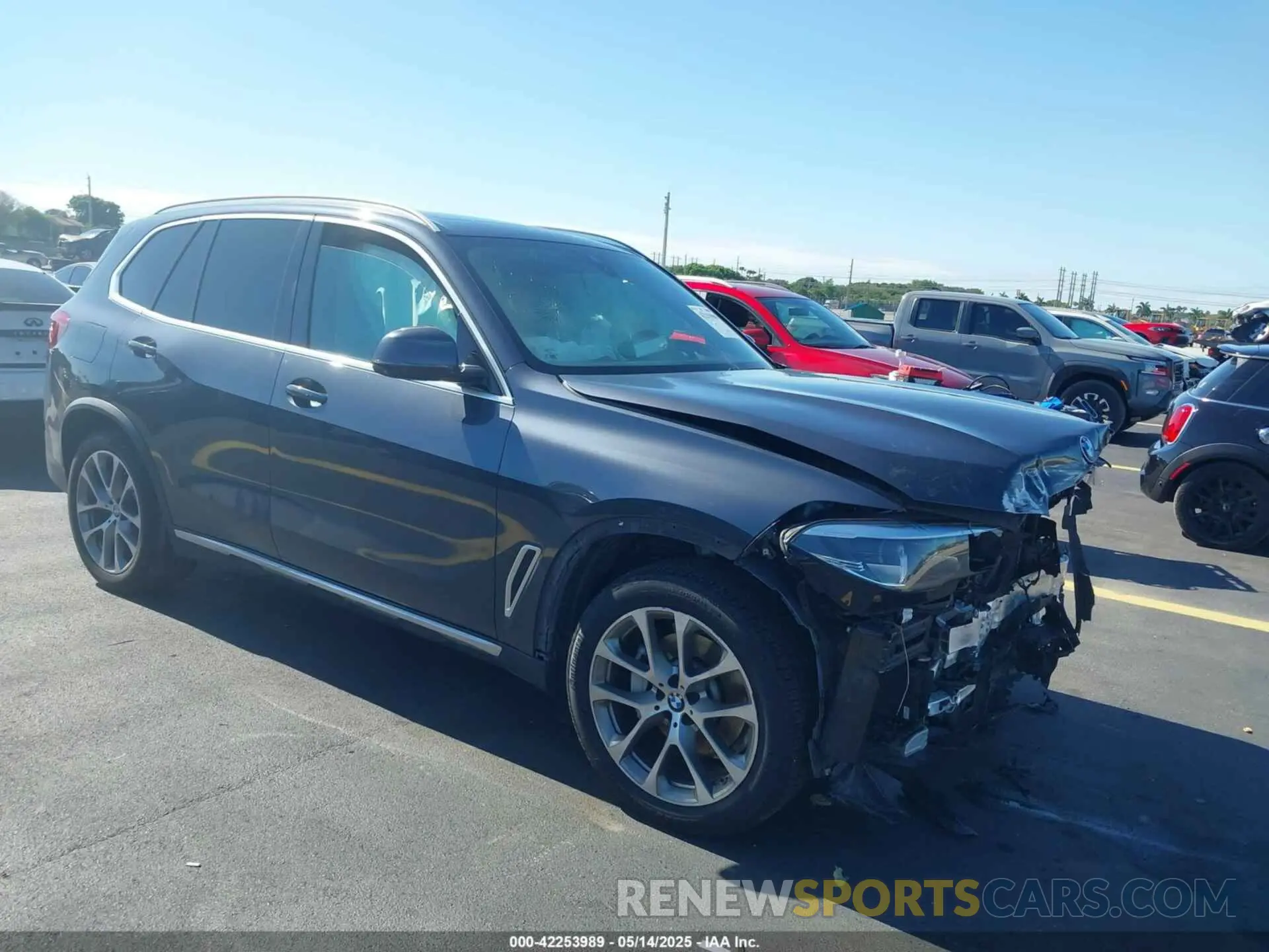 1 Фотография поврежденного автомобиля 5UXCR4C01LLW64122 BMW X5 2020