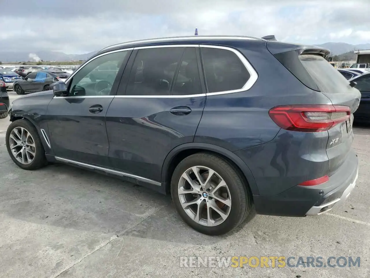 2 Фотография поврежденного автомобиля 5UXCR4C02L9B89483 BMW X5 2020
