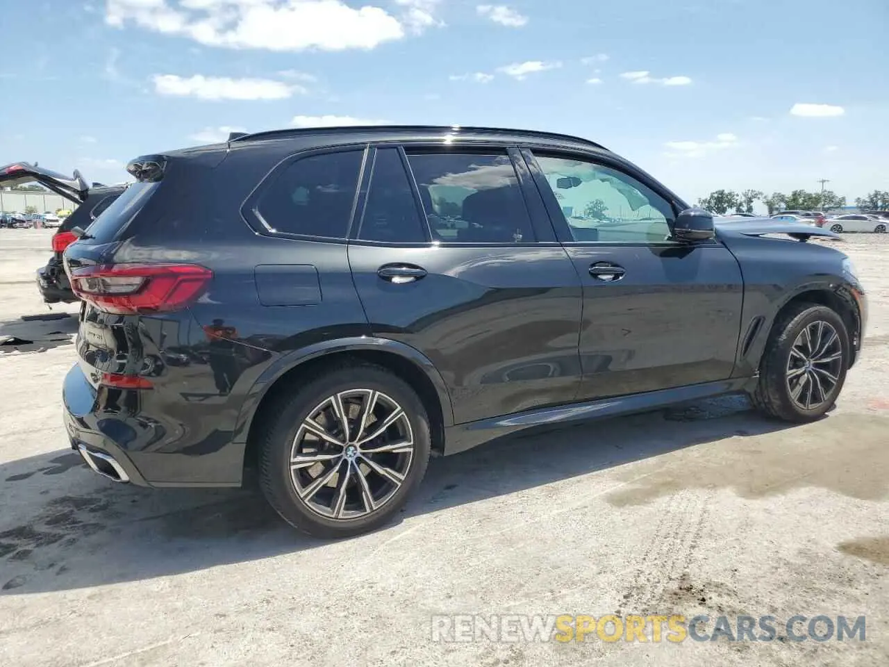 3 Photograph of a damaged car 5UXCR4C02LLT18645 BMW X5 2020