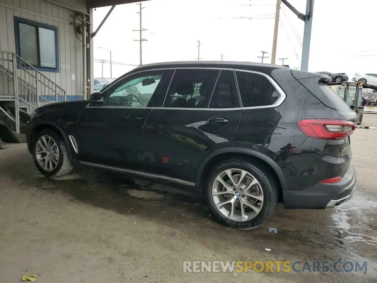 2 Фотография поврежденного автомобиля 5UXCR4C03LLE31121 BMW X5 2020
