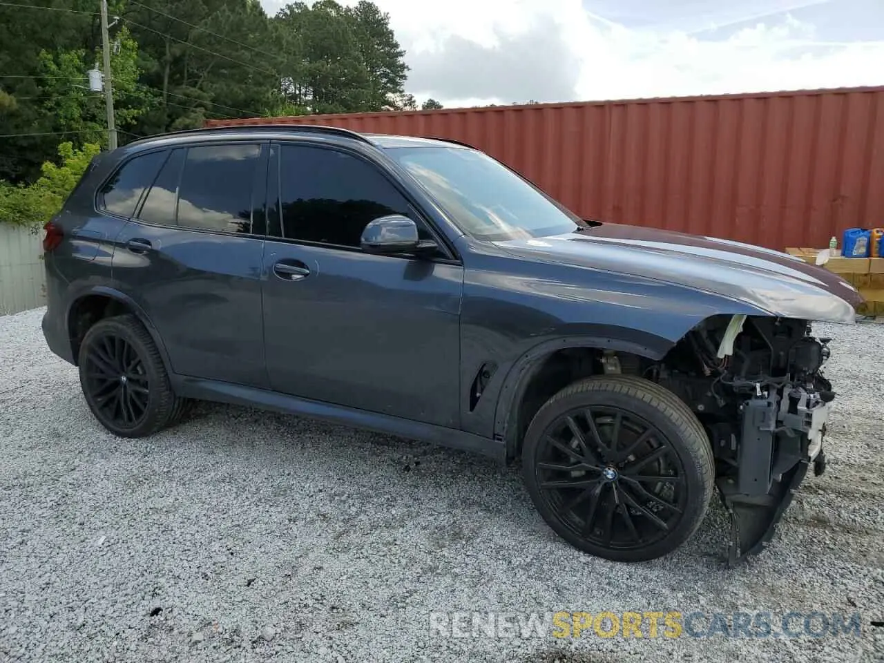 4 Photograph of a damaged car 5UXCR4C04L9C93912 BMW X5 2020