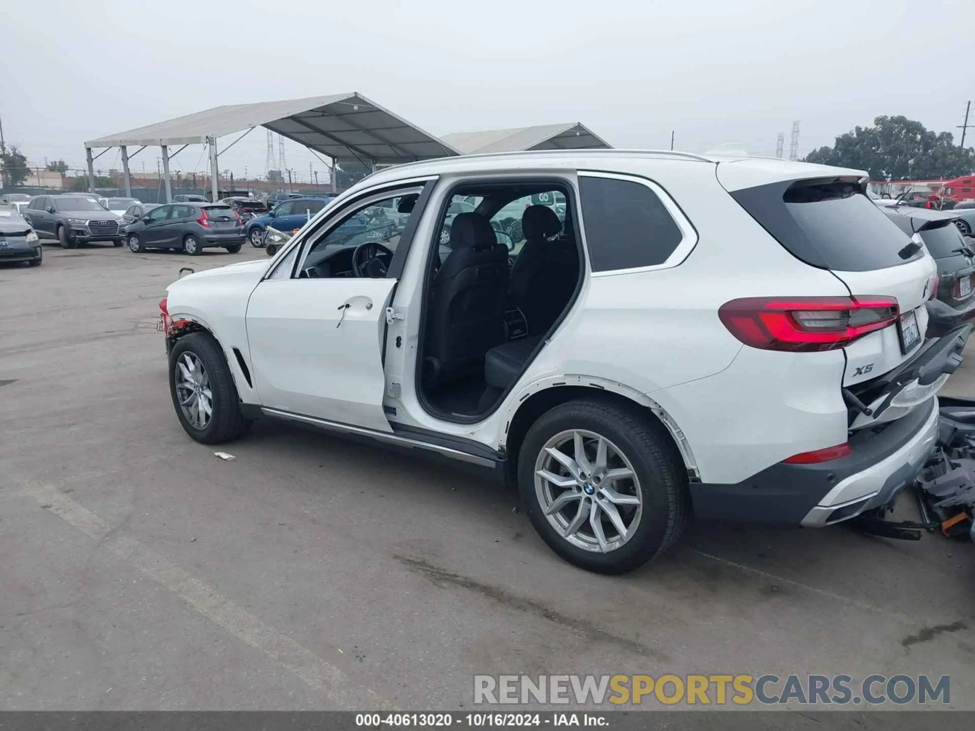 1 Photograph of a damaged car 5UXCR4C06L9C25109 BMW X5 2020