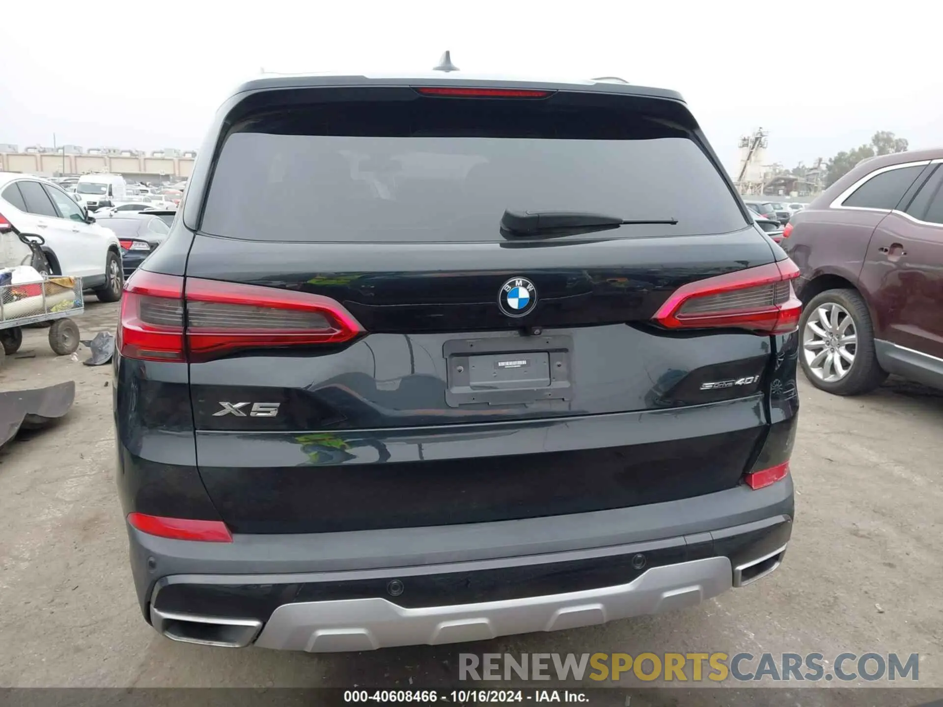 16 Photograph of a damaged car 5UXCR4C07L9B36603 BMW X5 2020
