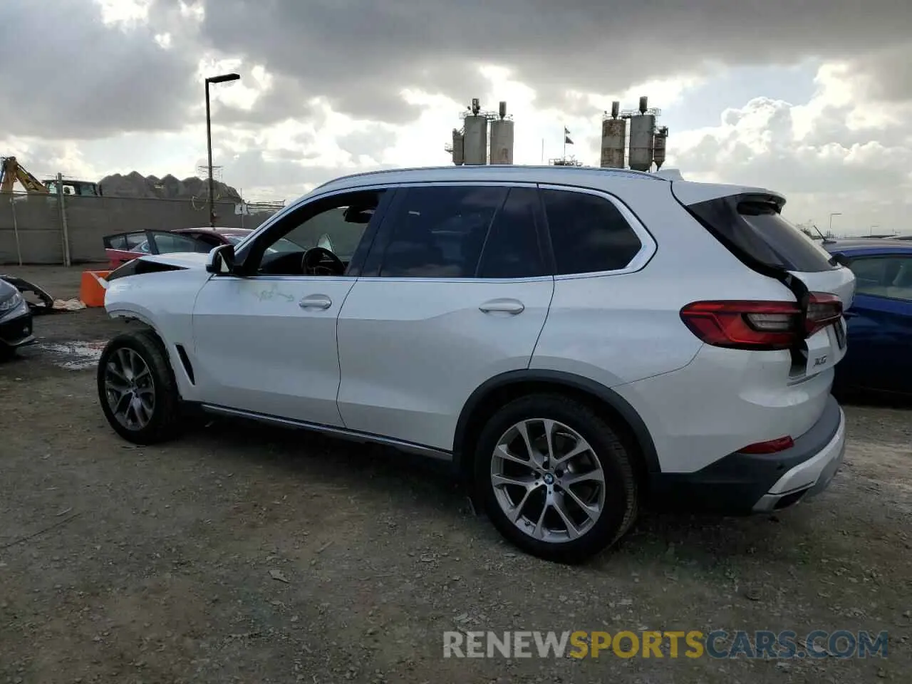 2 Photograph of a damaged car 5UXCR4C07LLT18754 BMW X5 2020