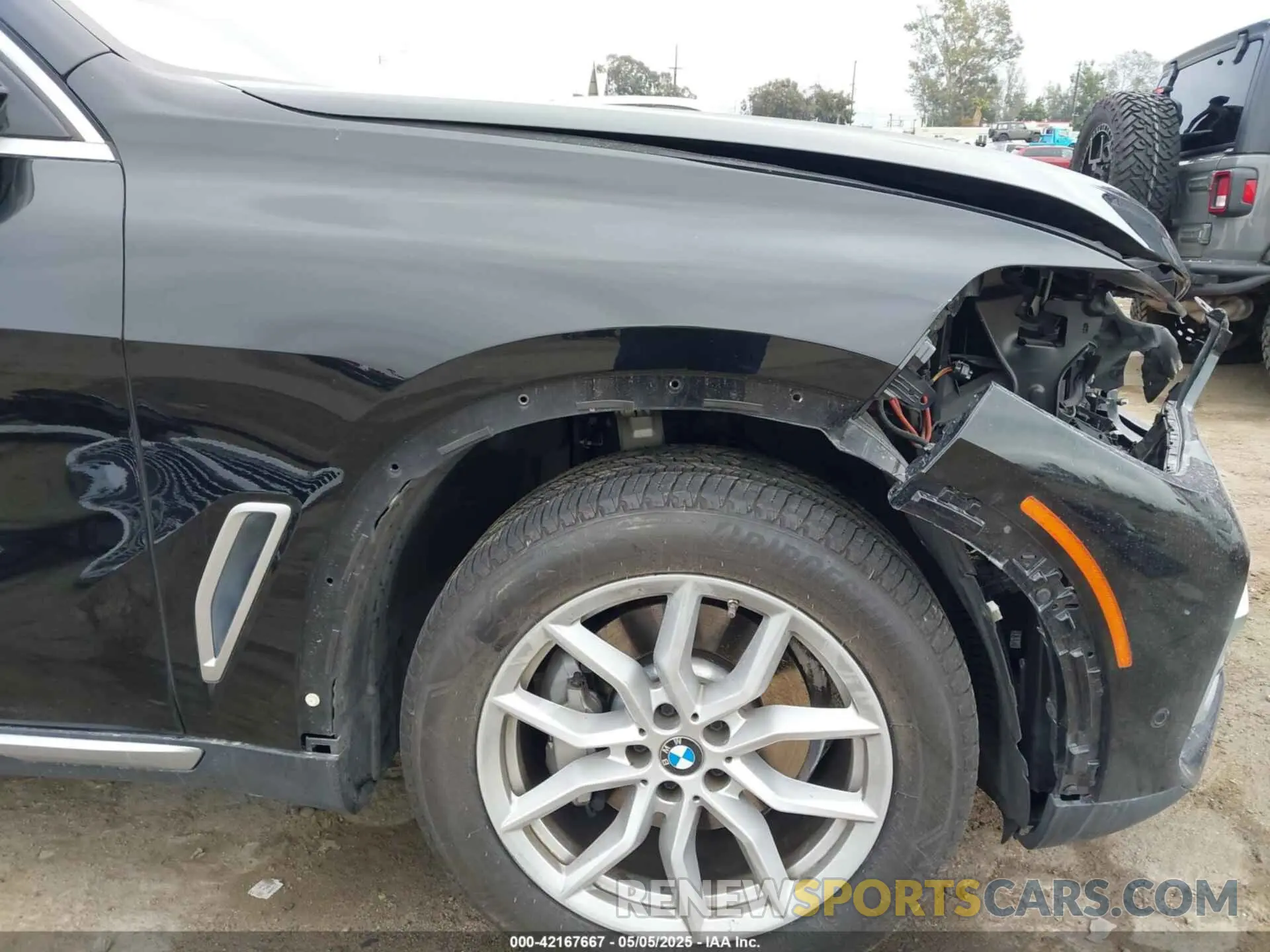 19 Фотография поврежденного автомобиля 5UXCR4C08L9C07517 BMW X5 2020