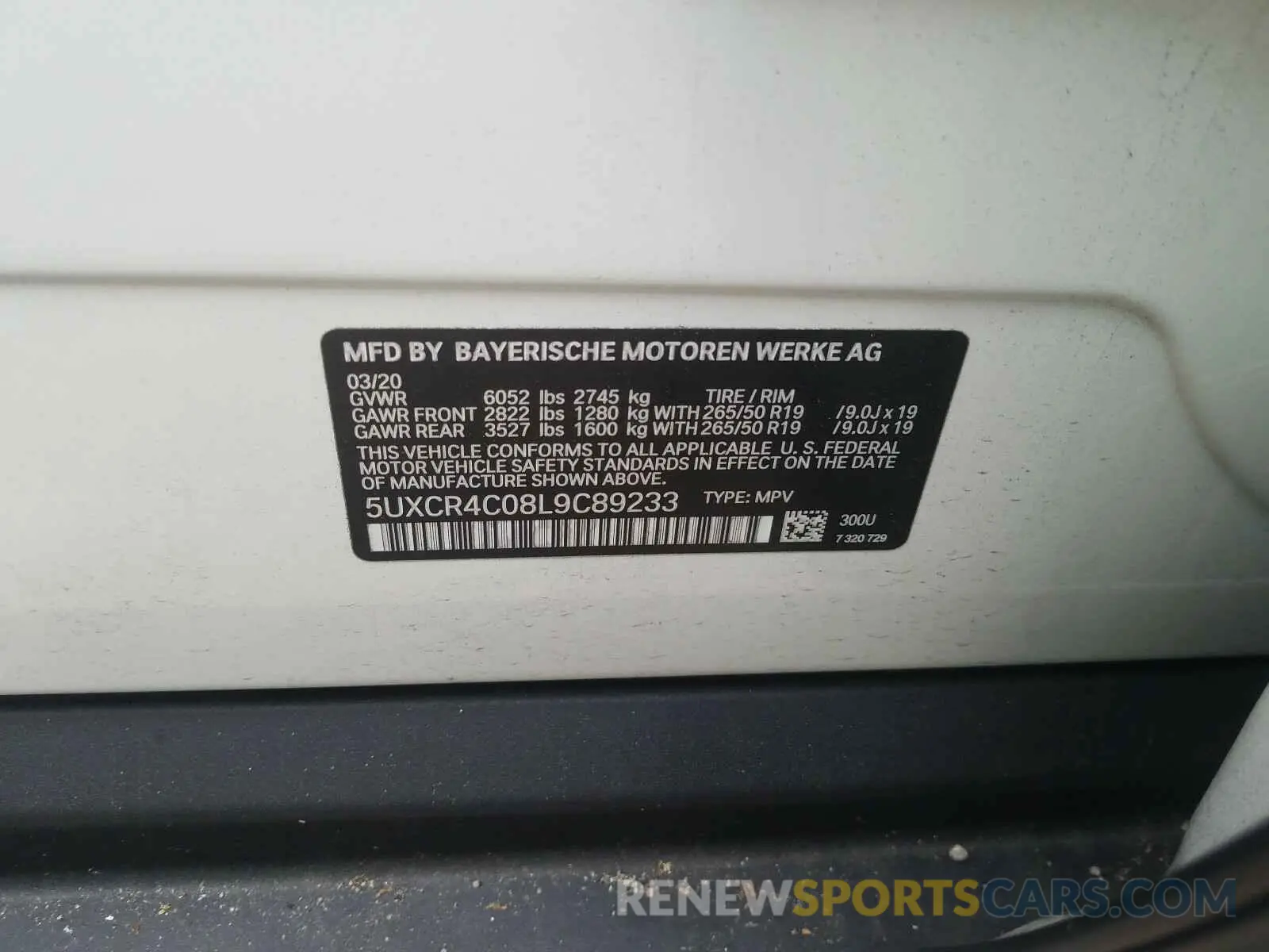 10 Photograph of a damaged car 5UXCR4C08L9C89233 BMW X5 2020