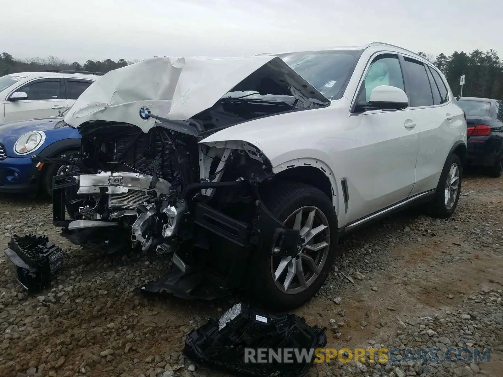 2 Photograph of a damaged car 5UXCR4C08L9C89233 BMW X5 2020