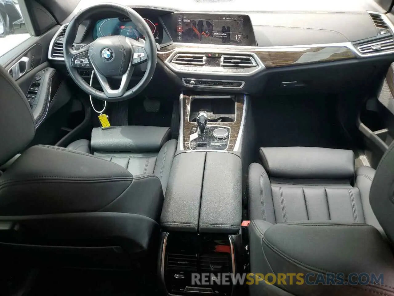 8 Photograph of a damaged car 5UXCR4C09L9B23285 BMW X5 2020