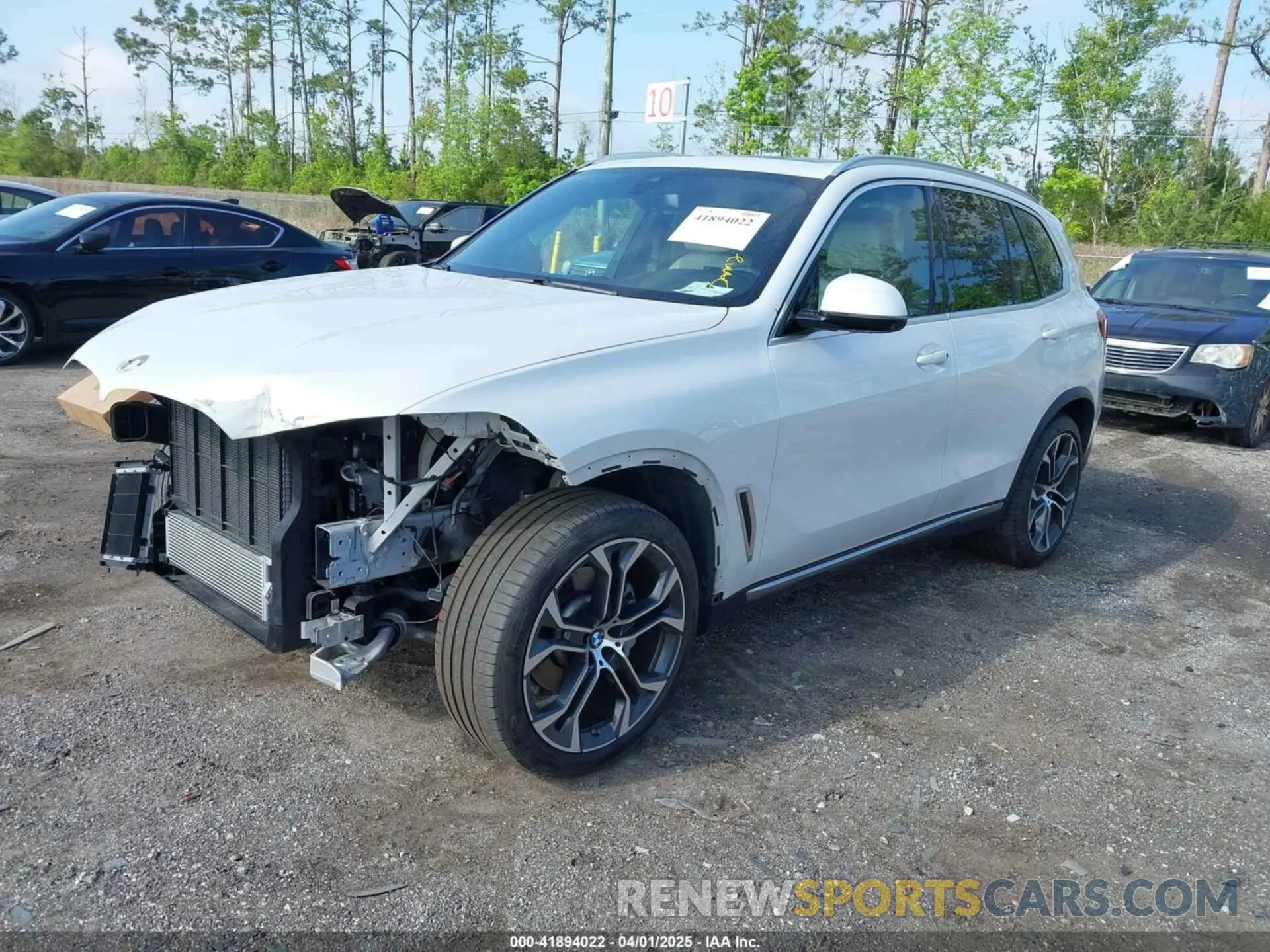 2 Фотография поврежденного автомобиля 5UXCR4C09L9B91649 BMW X5 2020