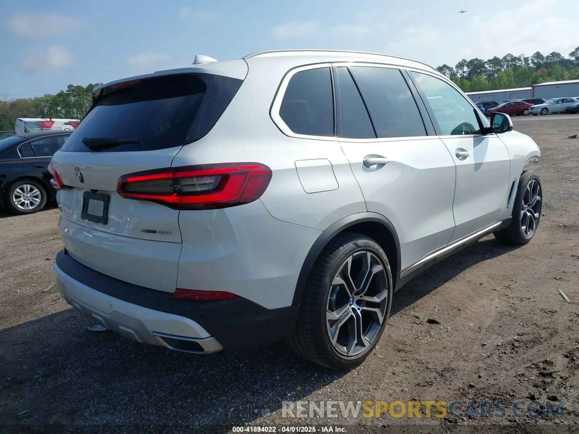 4 Фотография поврежденного автомобиля 5UXCR4C09L9B91649 BMW X5 2020