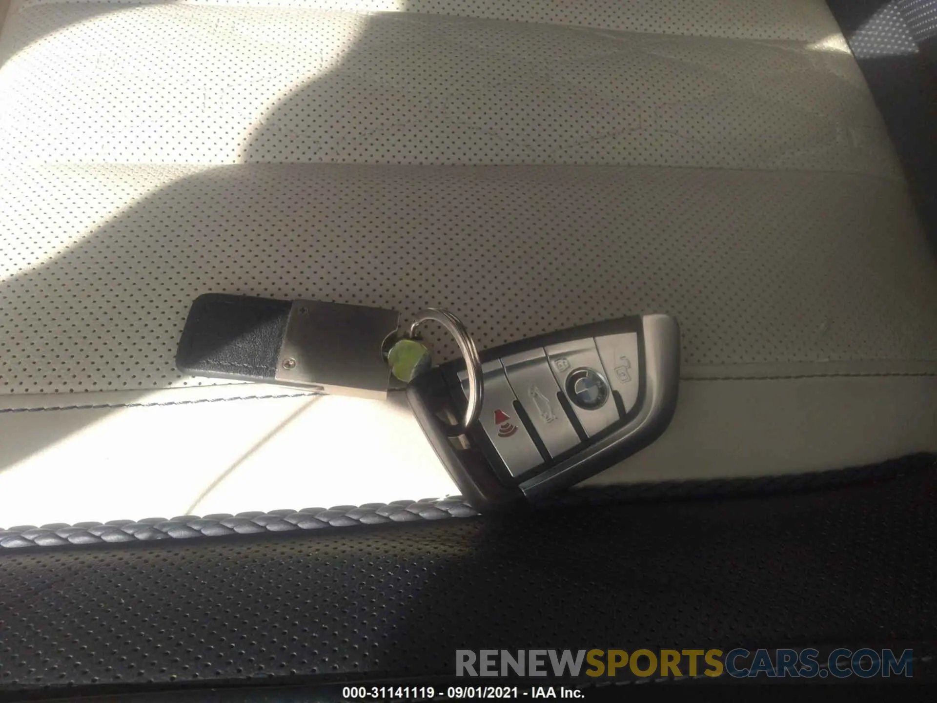 11 Photograph of a damaged car 5UXCR4C0XL9B24252 BMW X5 2020