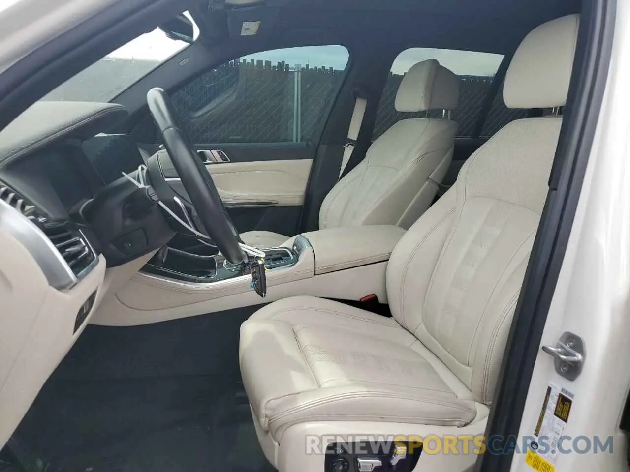 7 Фотография поврежденного автомобиля 5UXCR4C0XL9B30925 BMW X5 2020