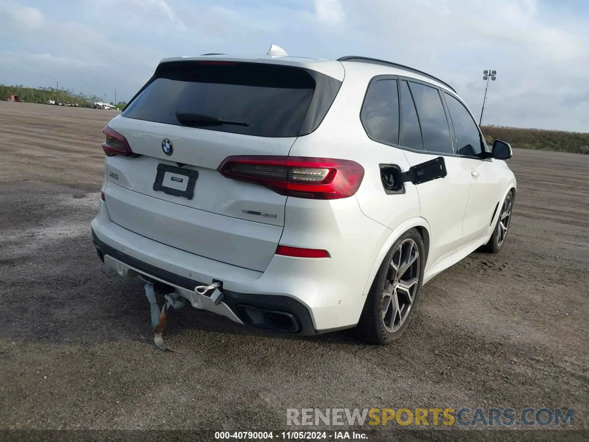 4 Photograph of a damaged car 5UXCR4C0XL9C22472 BMW X5 2020
