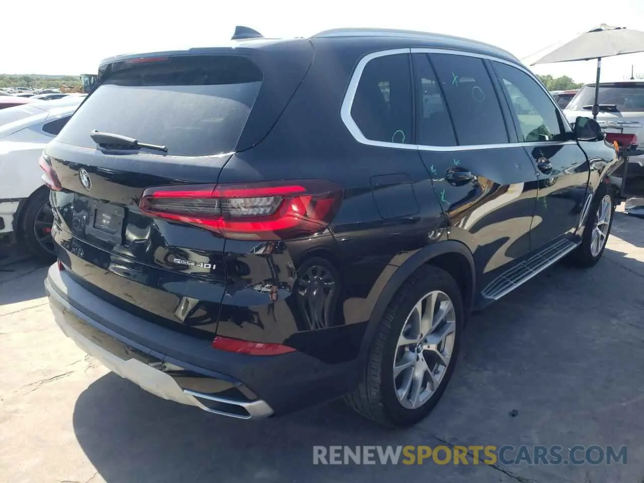 4 Photograph of a damaged car 5UXCR4C0XL9D53532 BMW X5 2020