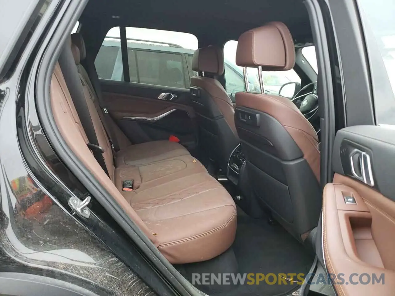 6 Фотография поврежденного автомобиля 5UXCR4C0XLLT19221 BMW X5 2020