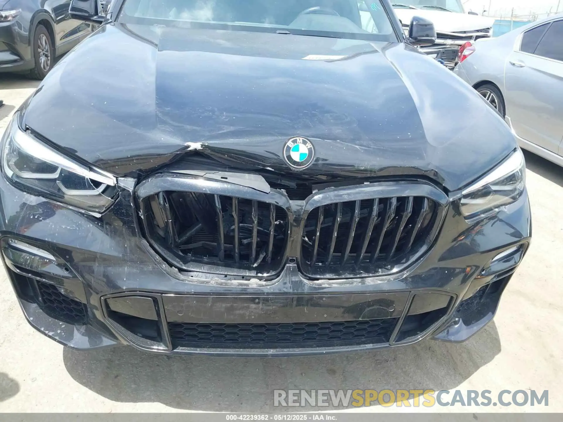 6 Photograph of a damaged car 5UXCR4C0XLLW64443 BMW X5 2020