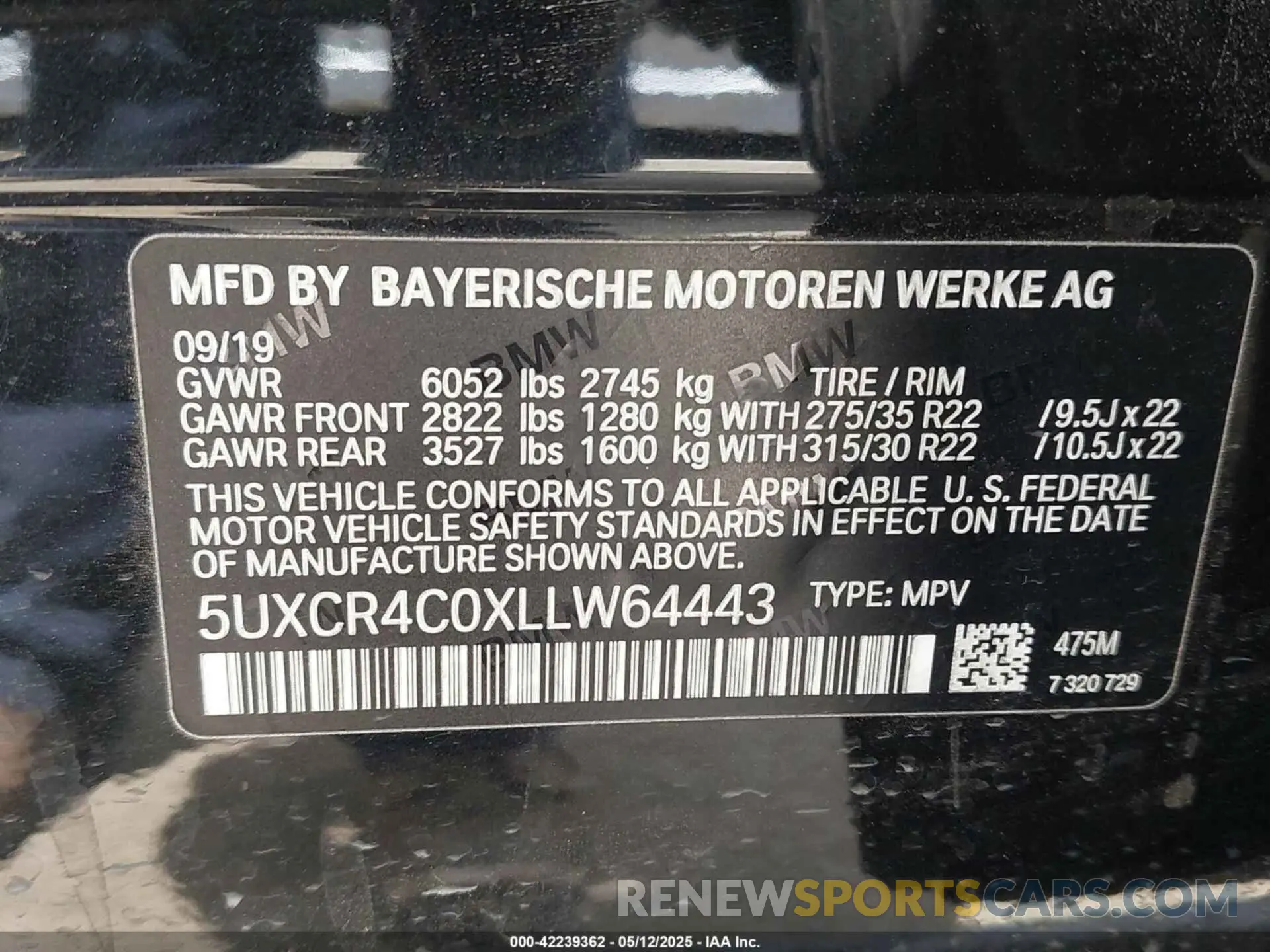 9 Photograph of a damaged car 5UXCR4C0XLLW64443 BMW X5 2020