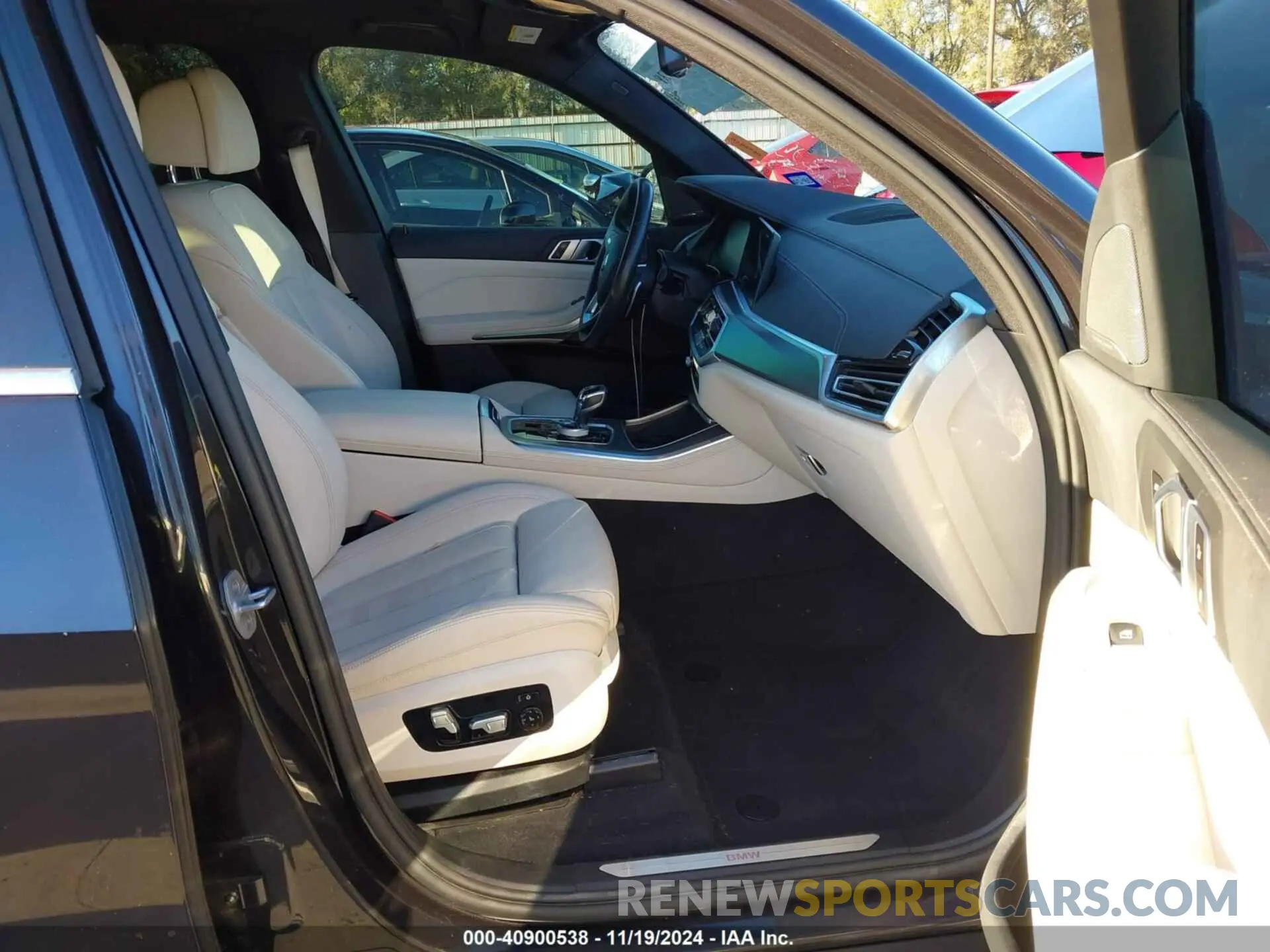 5 Фотография поврежденного автомобиля 5UXCR6C00L9D51185 BMW X5 2020