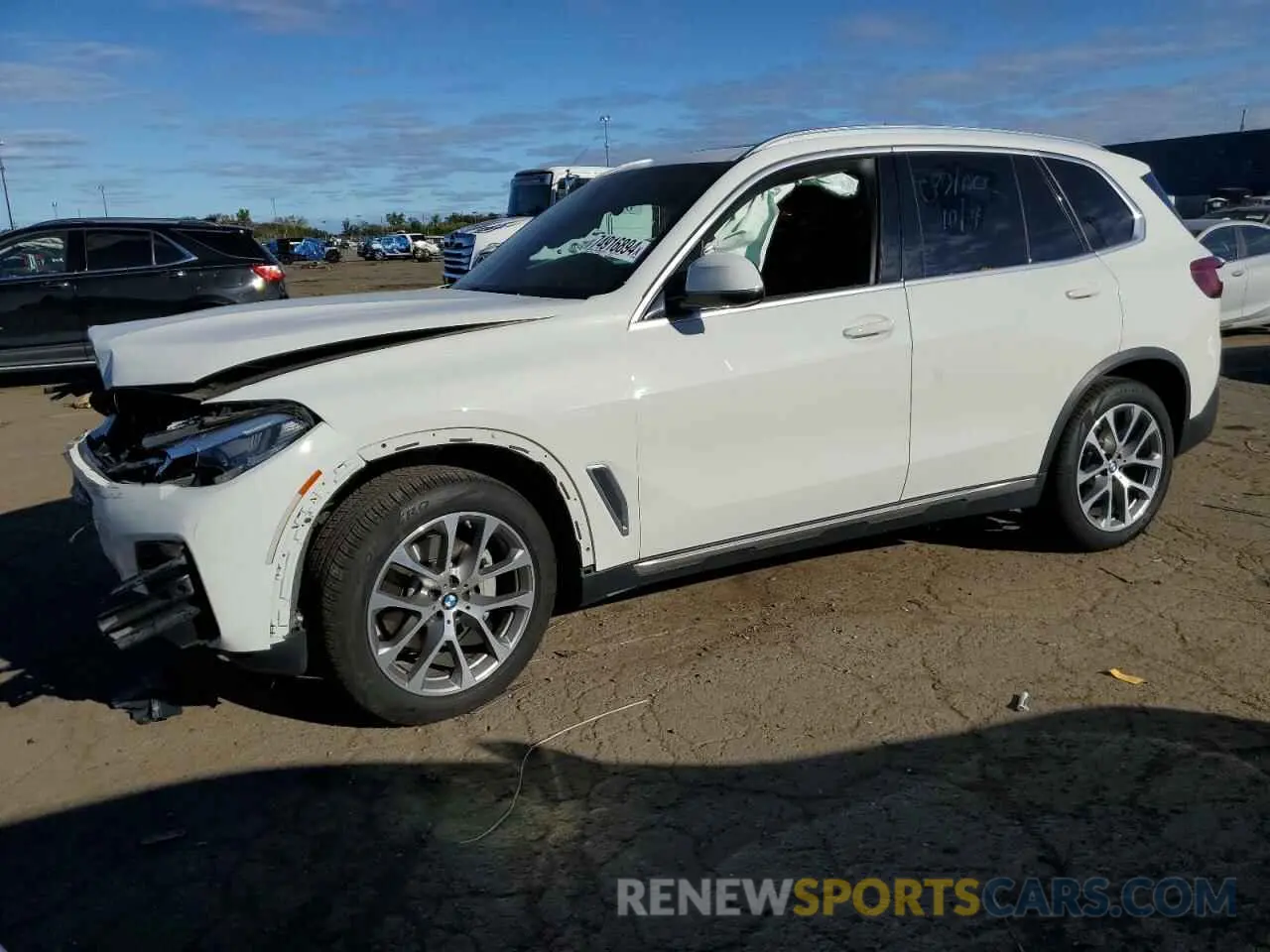 1 Фотография поврежденного автомобиля 5UXCR6C01LLL76192 BMW X5 2020