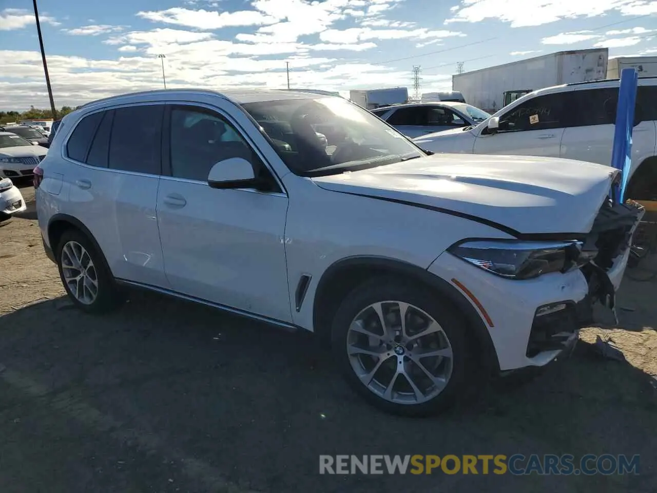 4 Фотография поврежденного автомобиля 5UXCR6C01LLL76192 BMW X5 2020