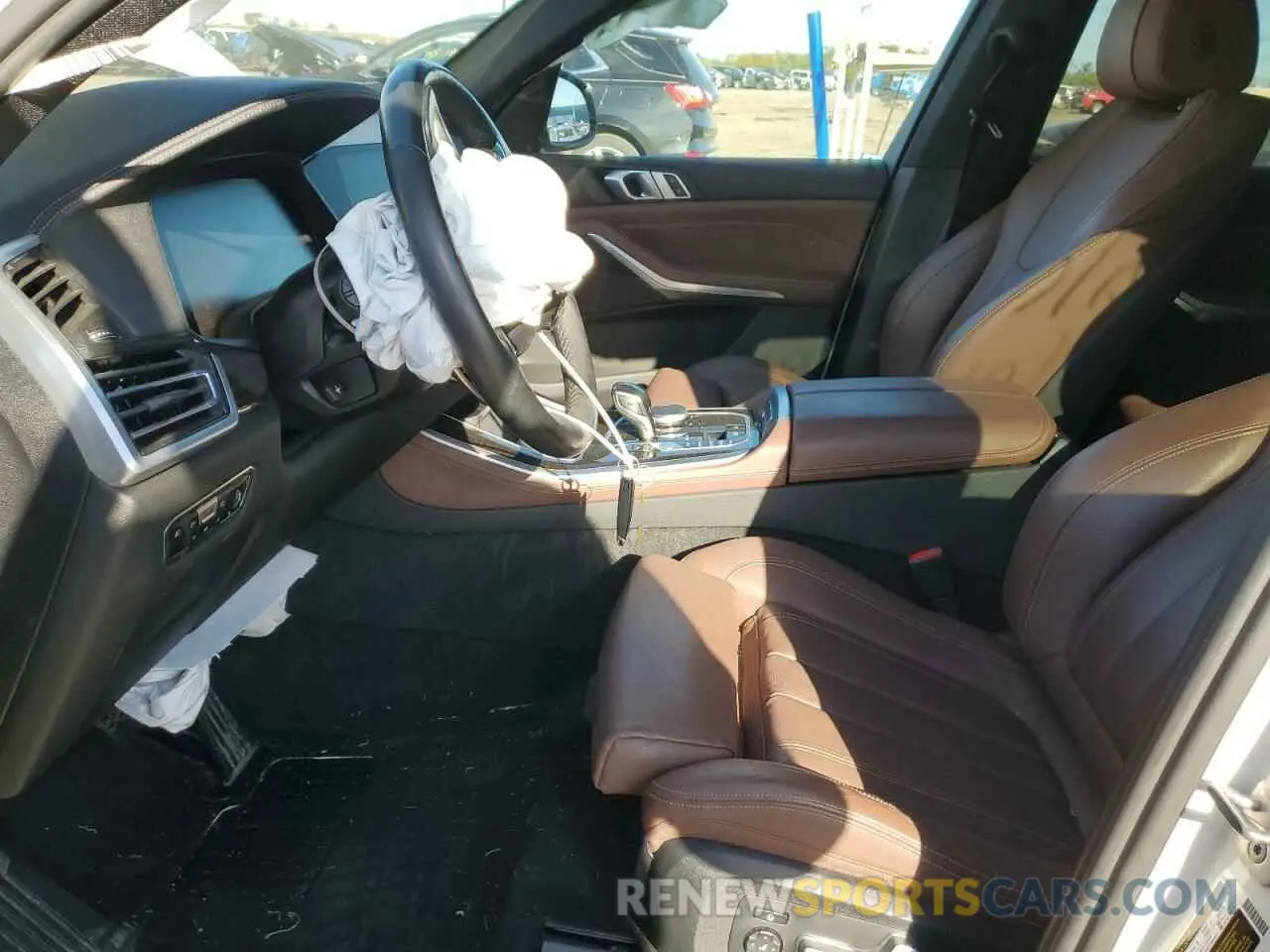 7 Фотография поврежденного автомобиля 5UXCR6C01LLL76192 BMW X5 2020